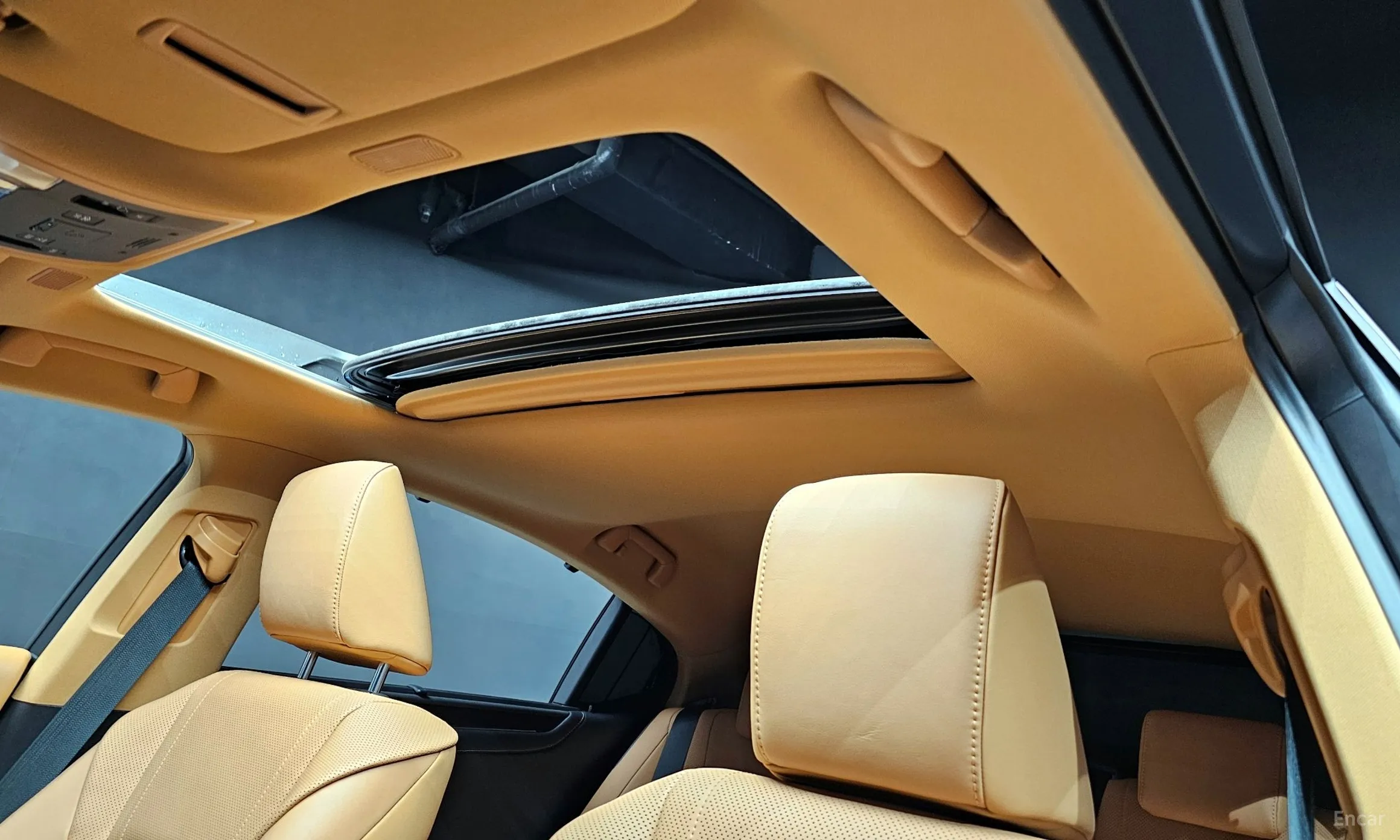 Lexus ES300h 7th Generation превью 18