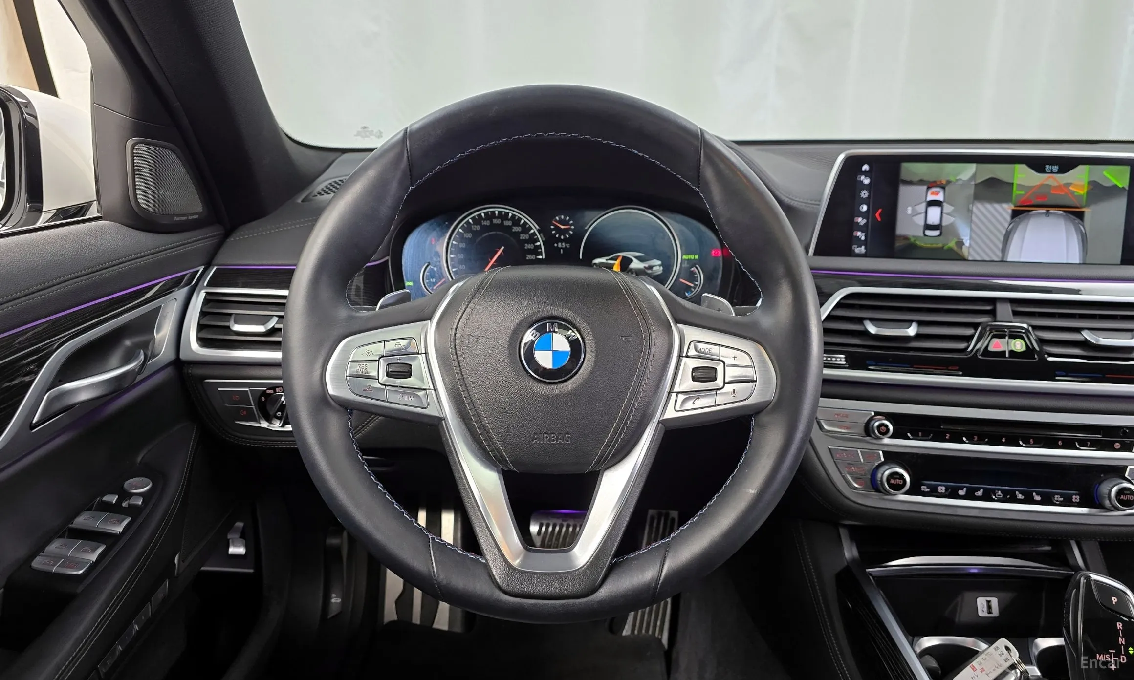 BMW 7 Series (G11) превью 13