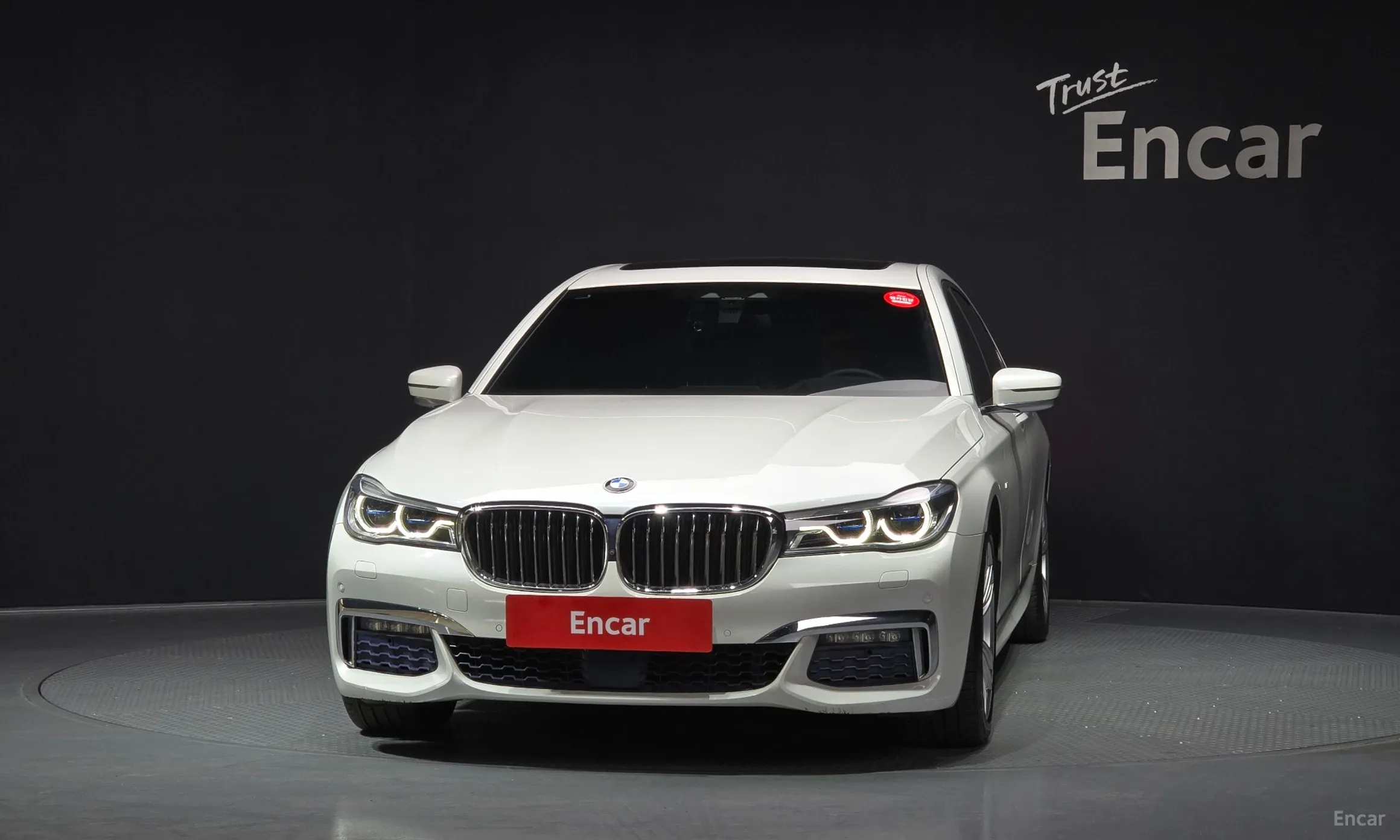 BMW 7 Series (G11) превью 3