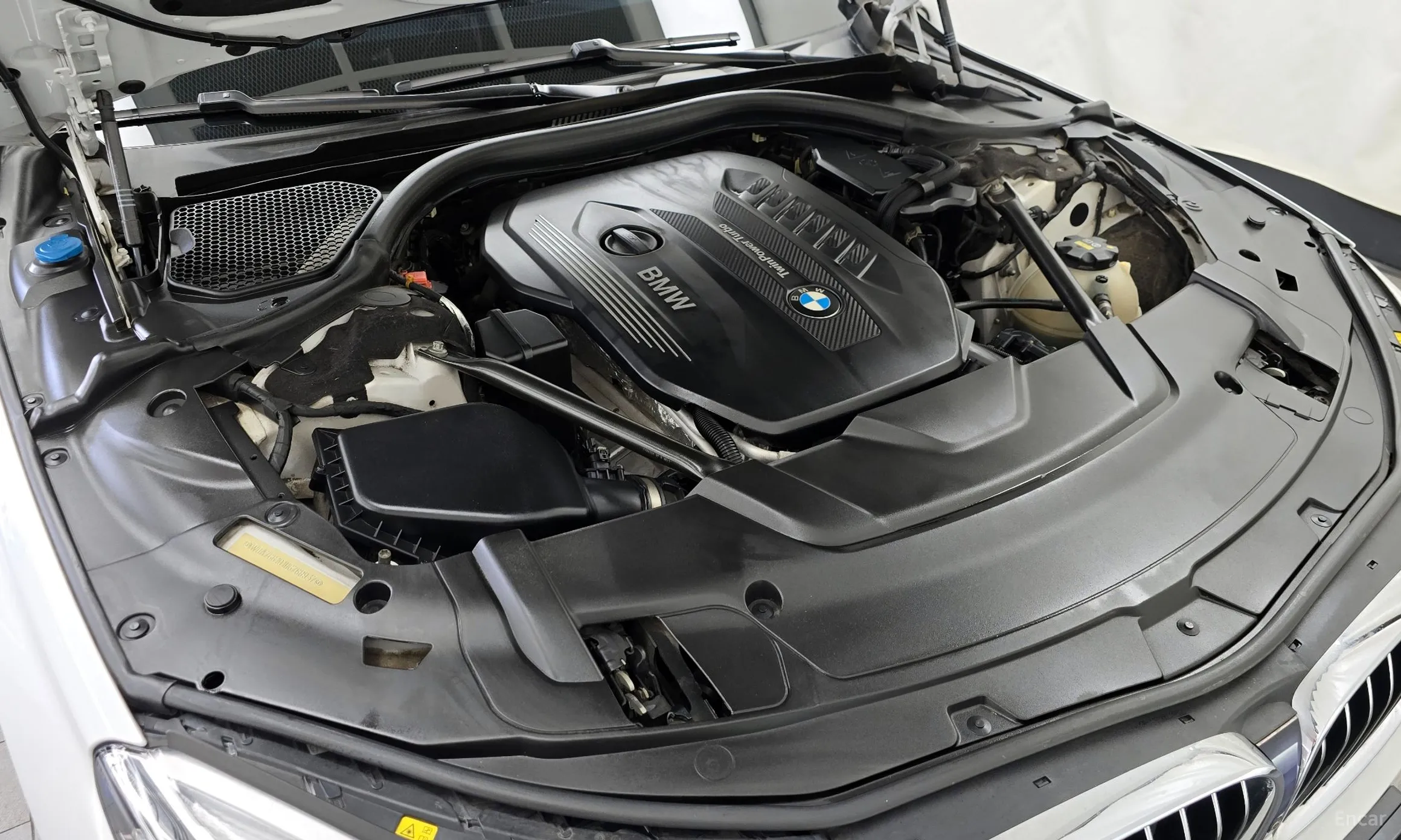 BMW 7 Series (G11) превью 6