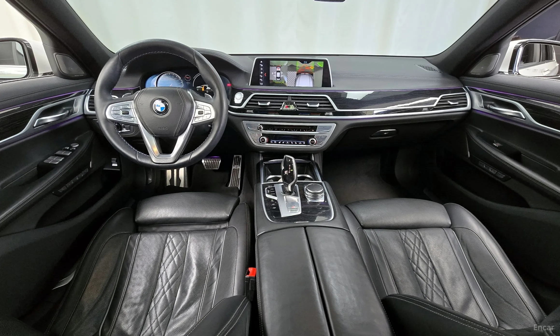 BMW 7 Series (G11) превью 7