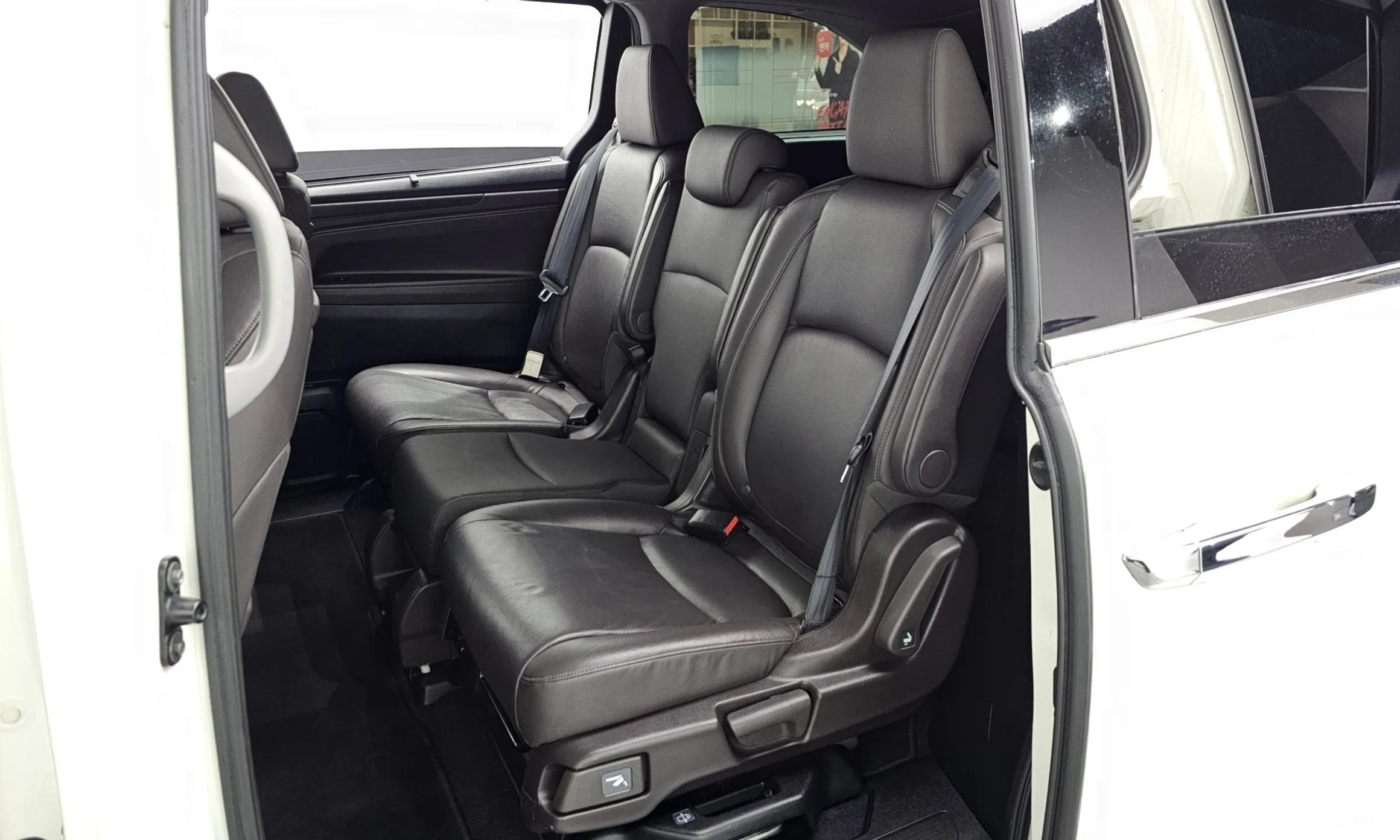 Honda Odyssey превью 12
