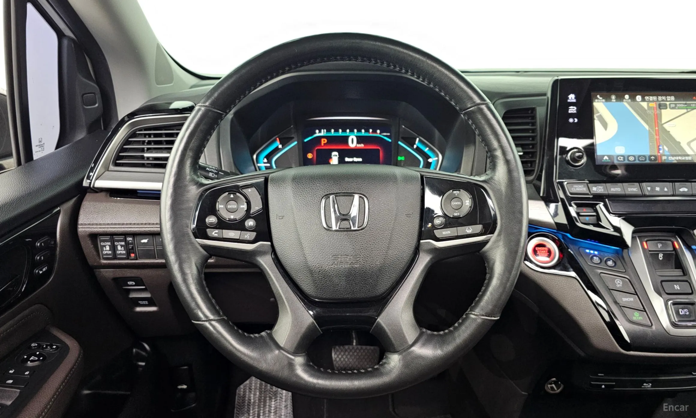 Honda Odyssey превью 13