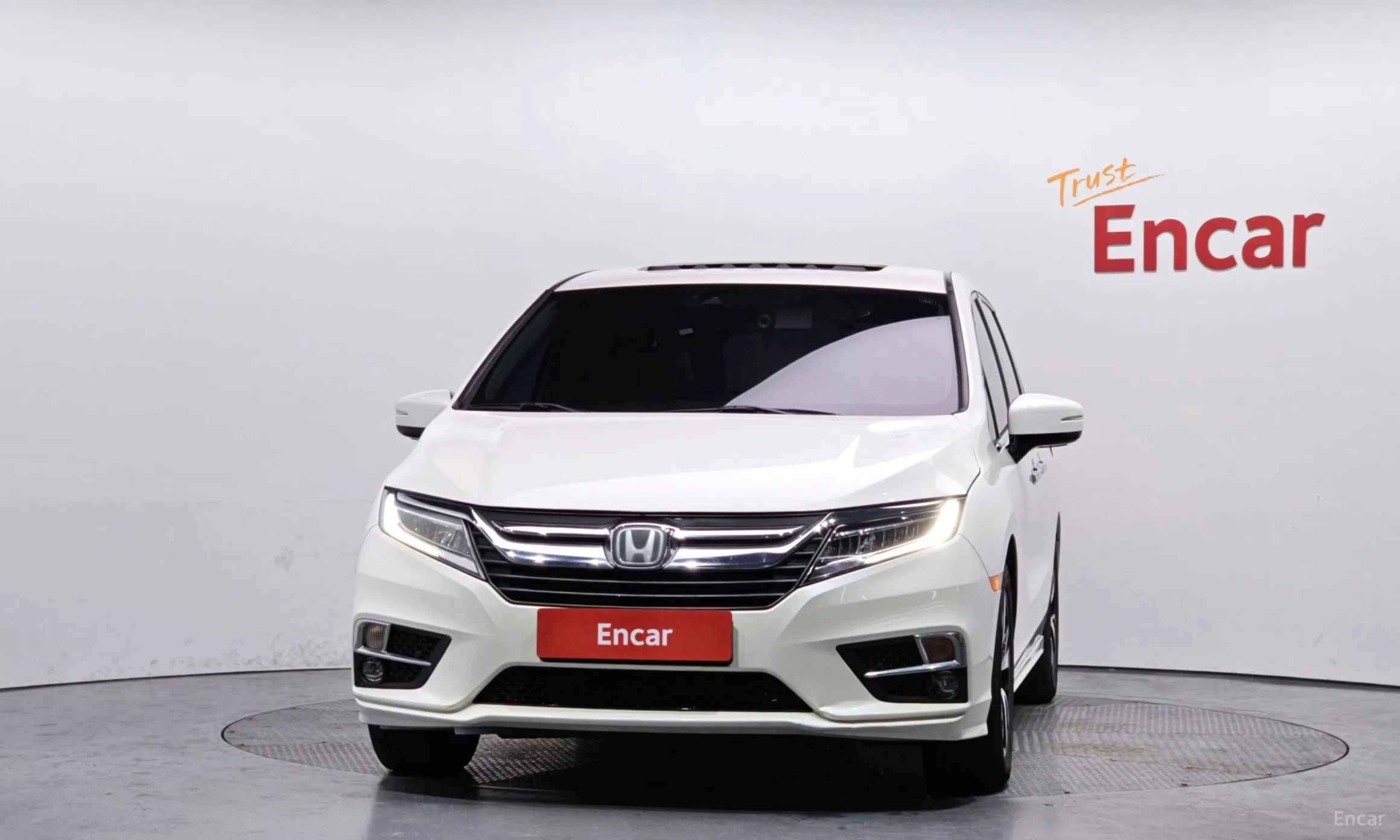 Honda Odyssey превью 3