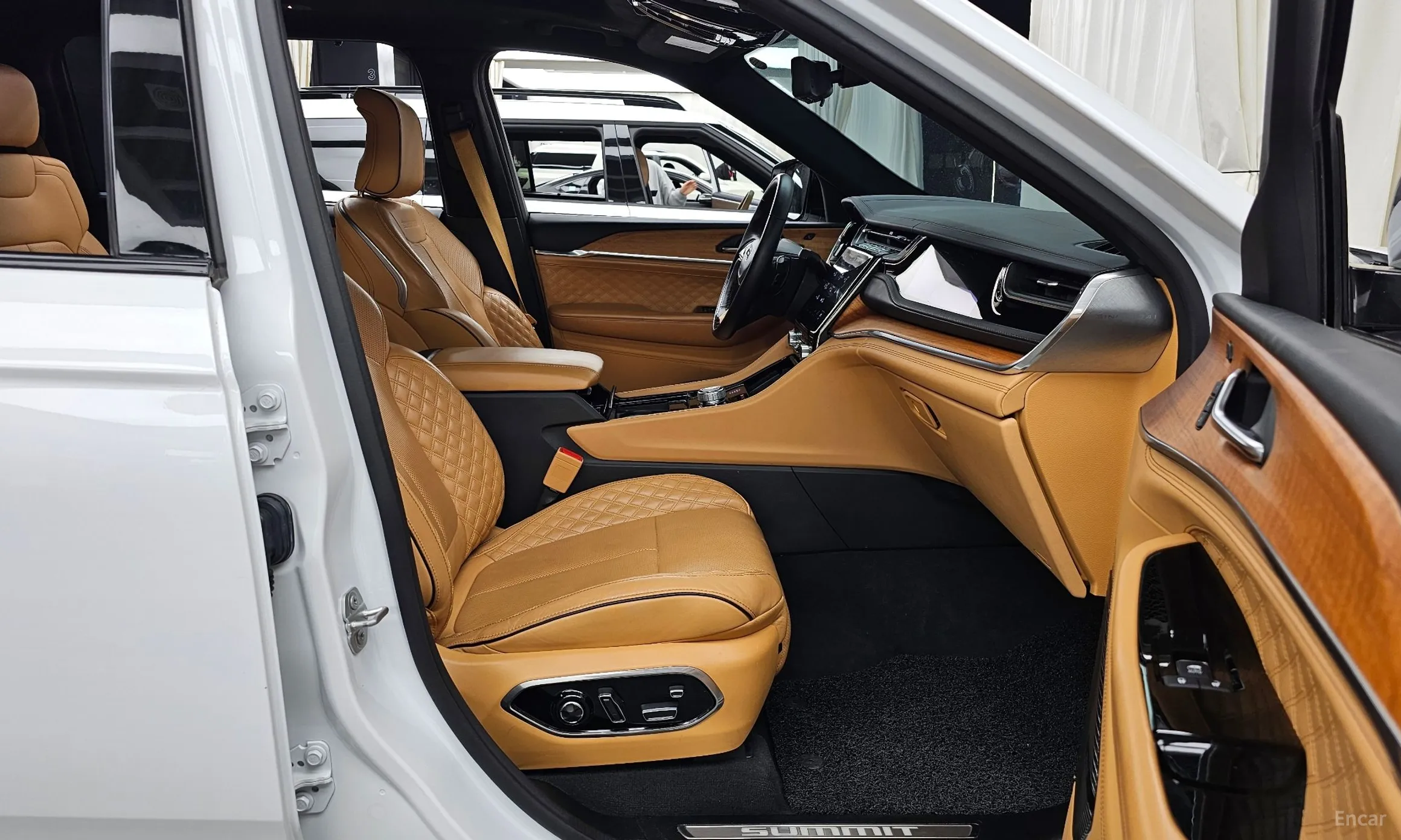 Jeep Grand Cherokee (WL) превью 11