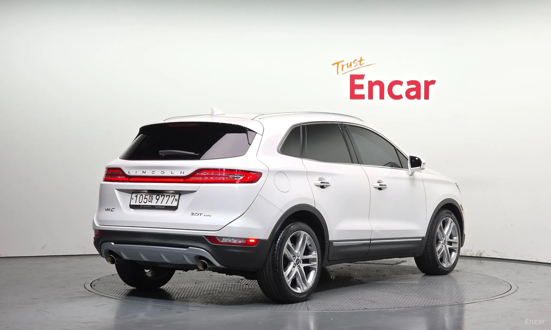 Lincoln MKC превью 2