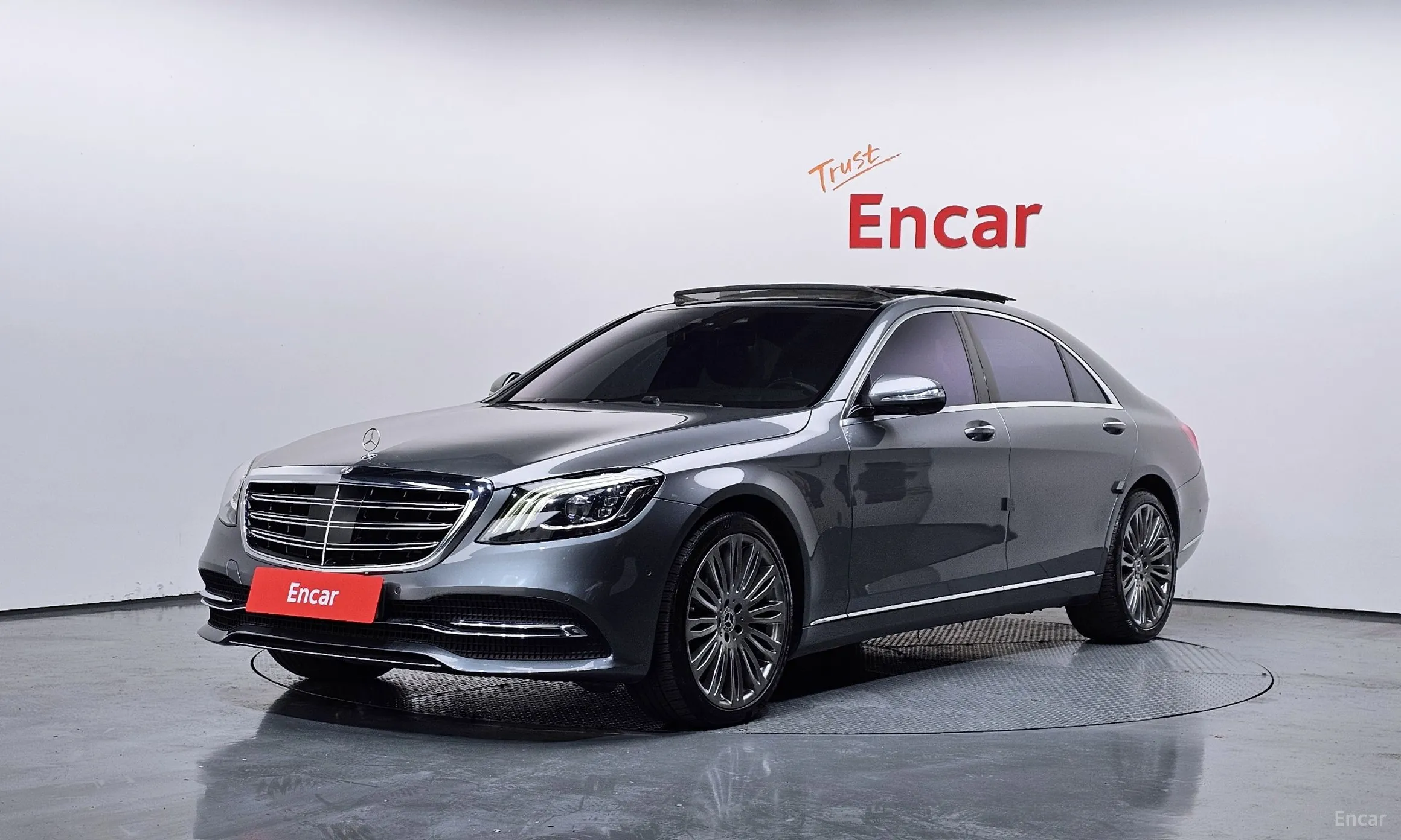Mercedes Benz S-Class W222