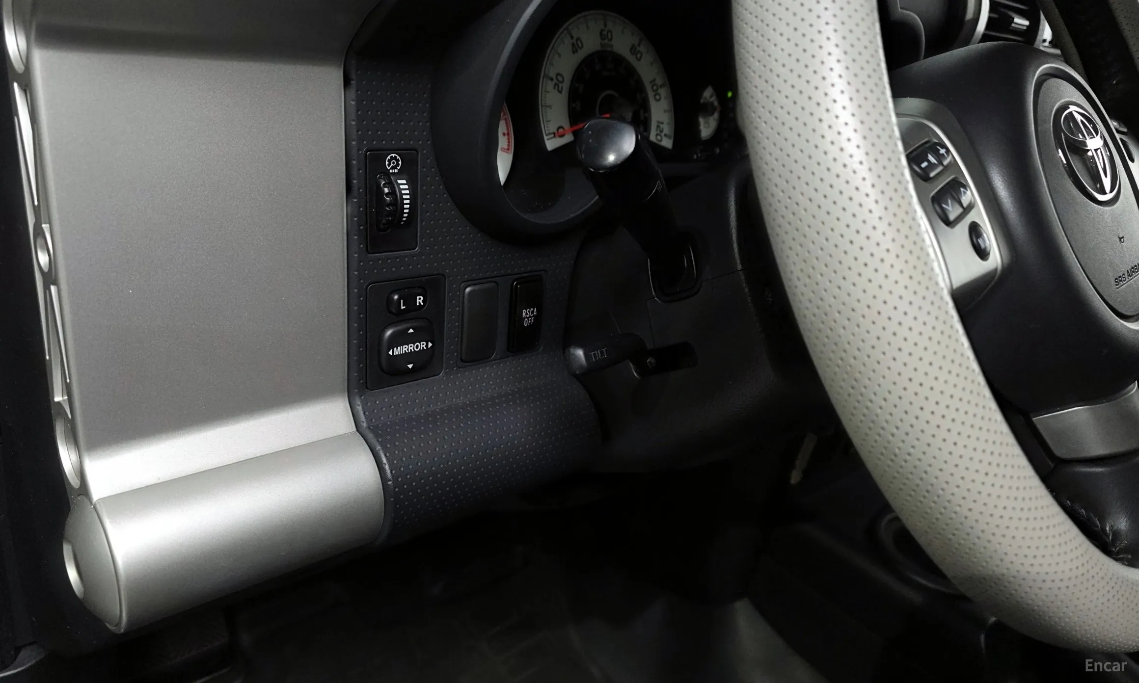 Toyota FJ Cruiser превью 16