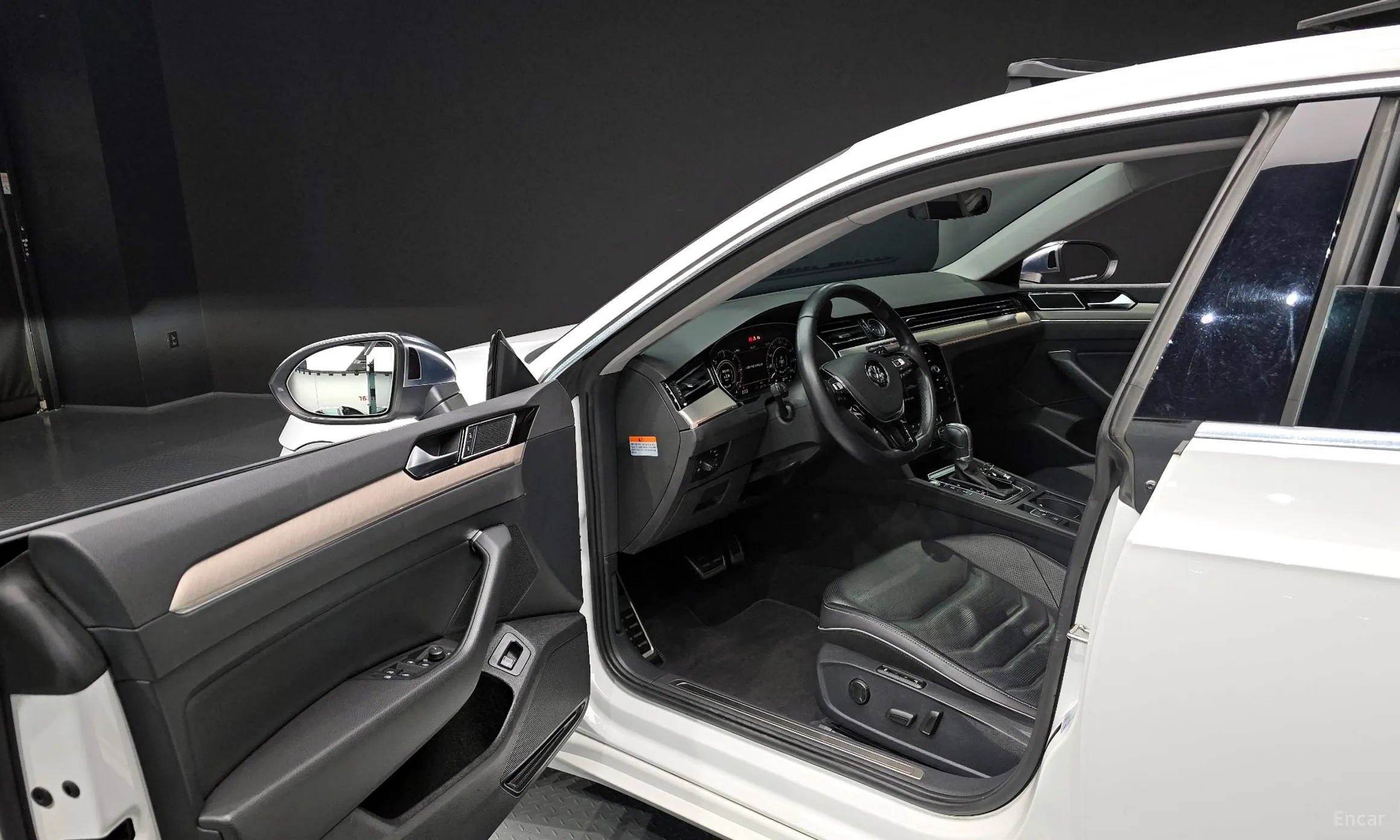 Volkswagen Ateon превью 10