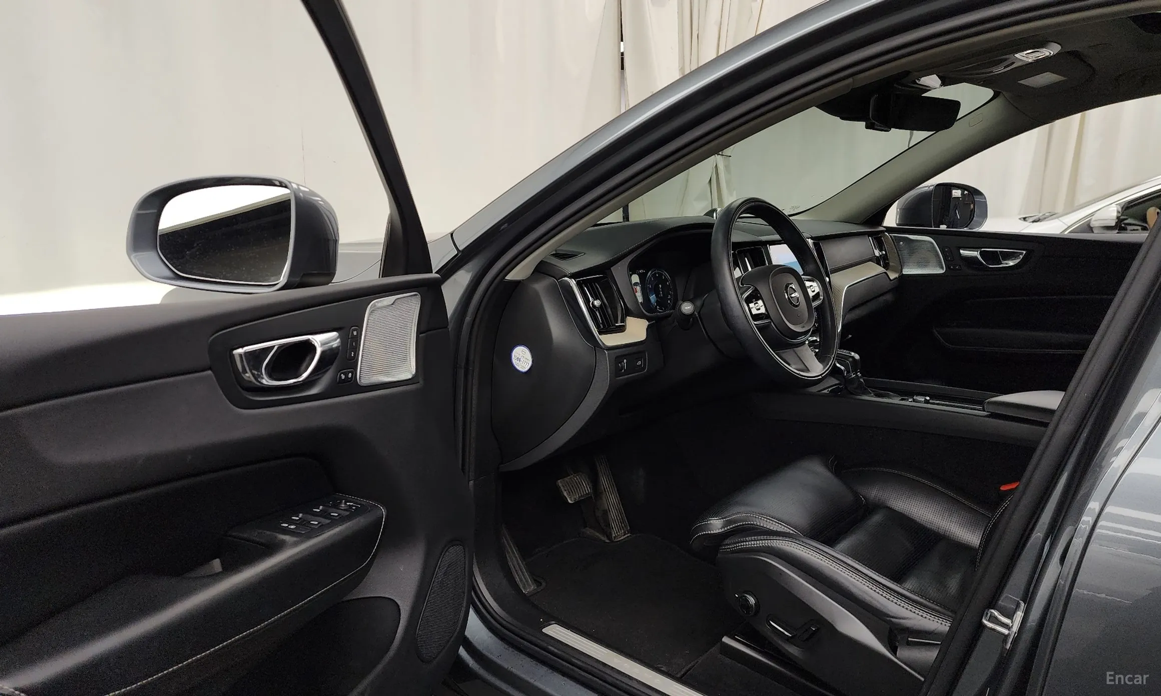 Volvo XC60 Gen 2 превью 10