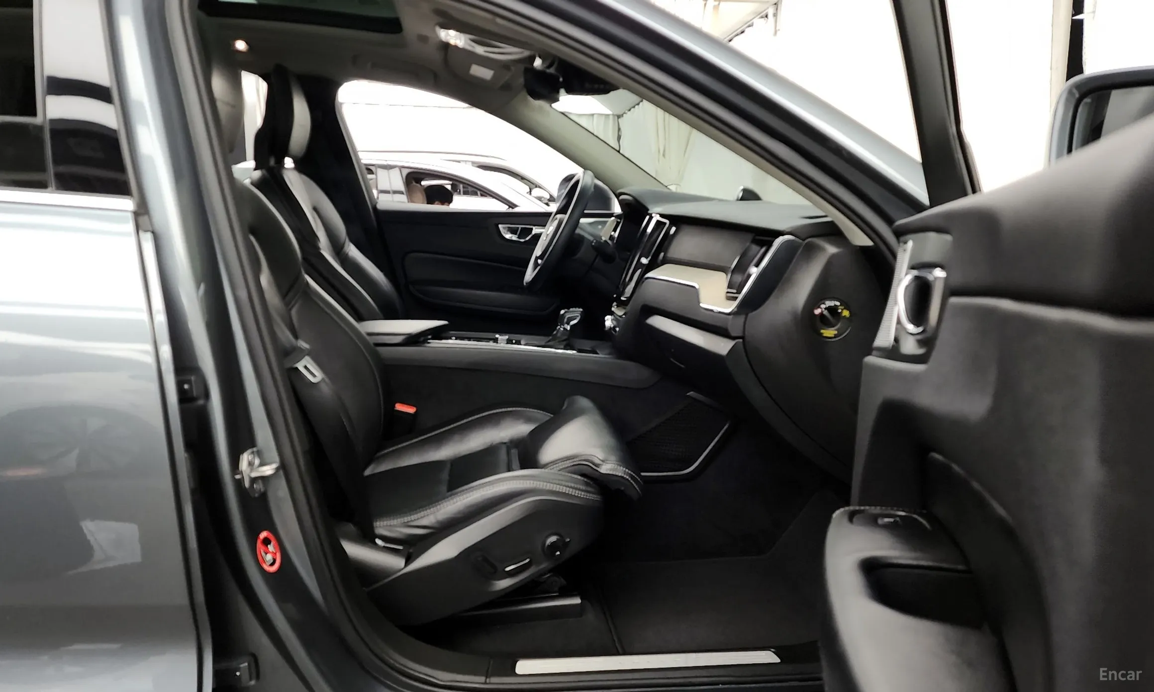 Volvo XC60 Gen 2 превью 11