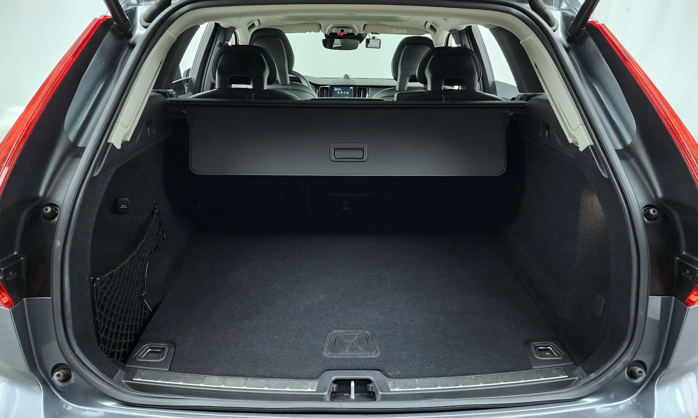 Volvo XC60 Gen 2 превью 20