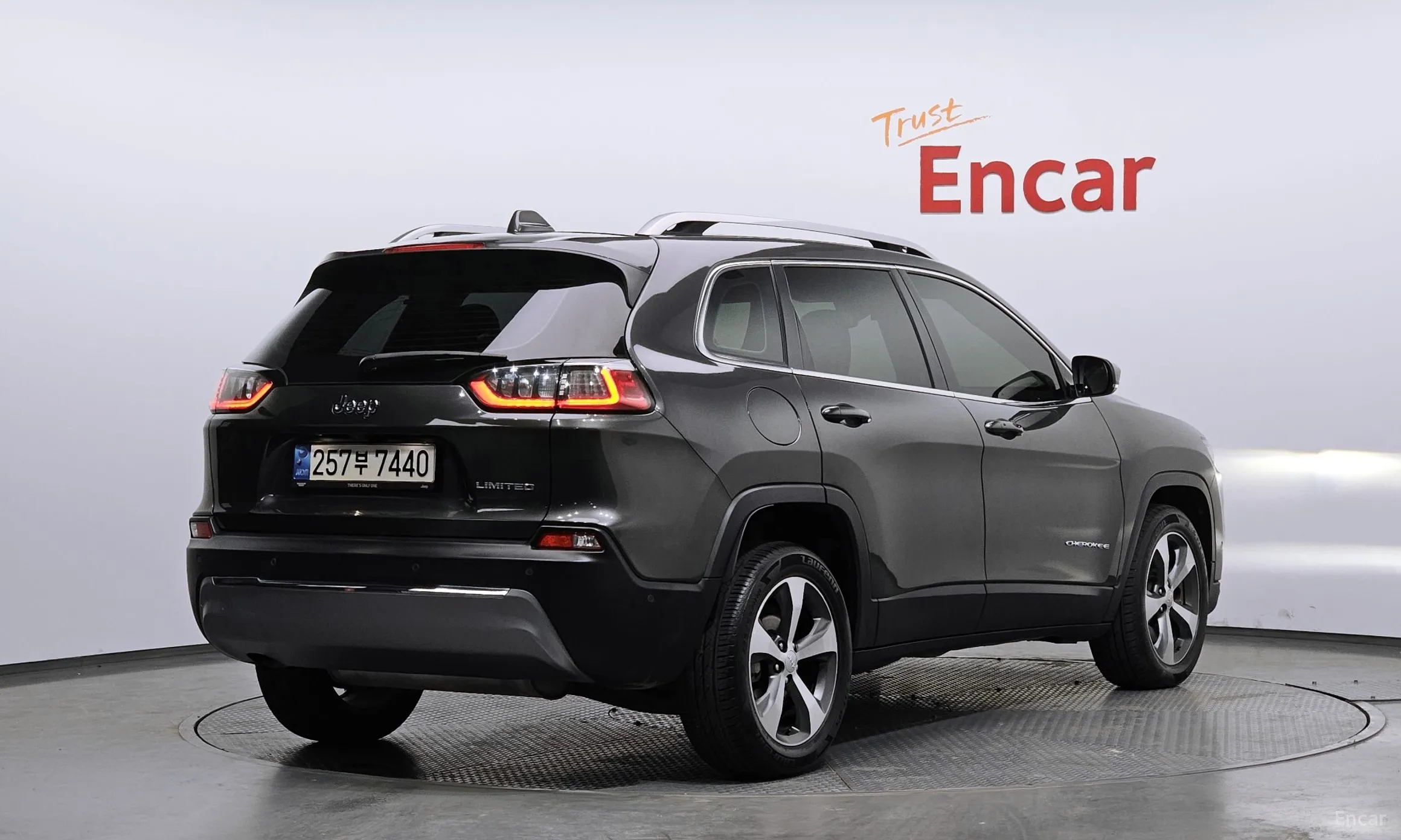 Jeep Cherokee (KL) превью 2