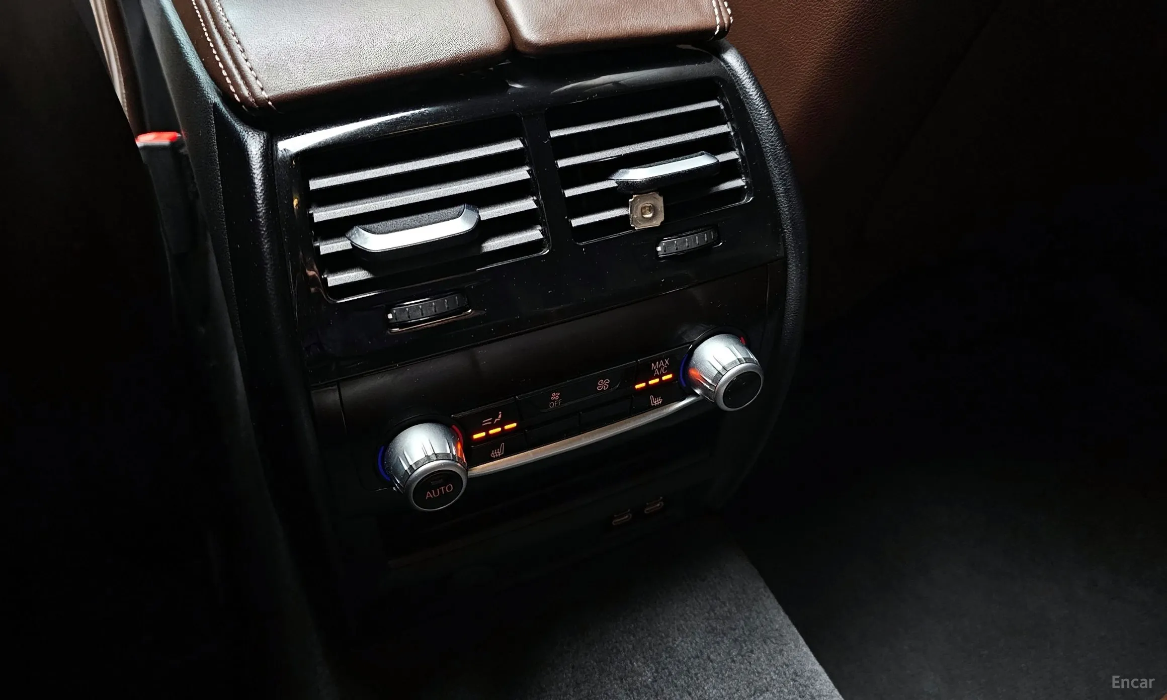 BMW 5 Series (G30) превью 17