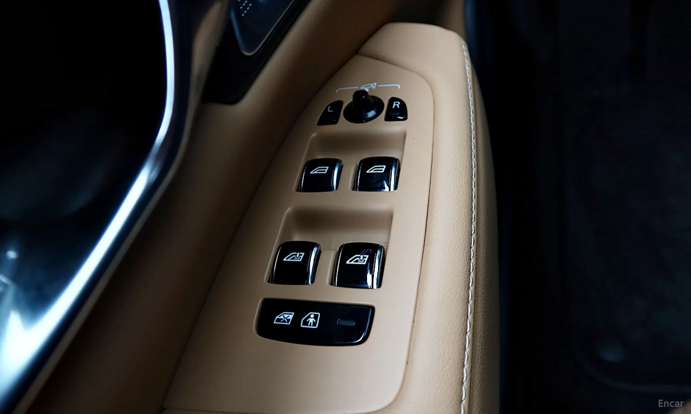 Volvo S90 превью 12