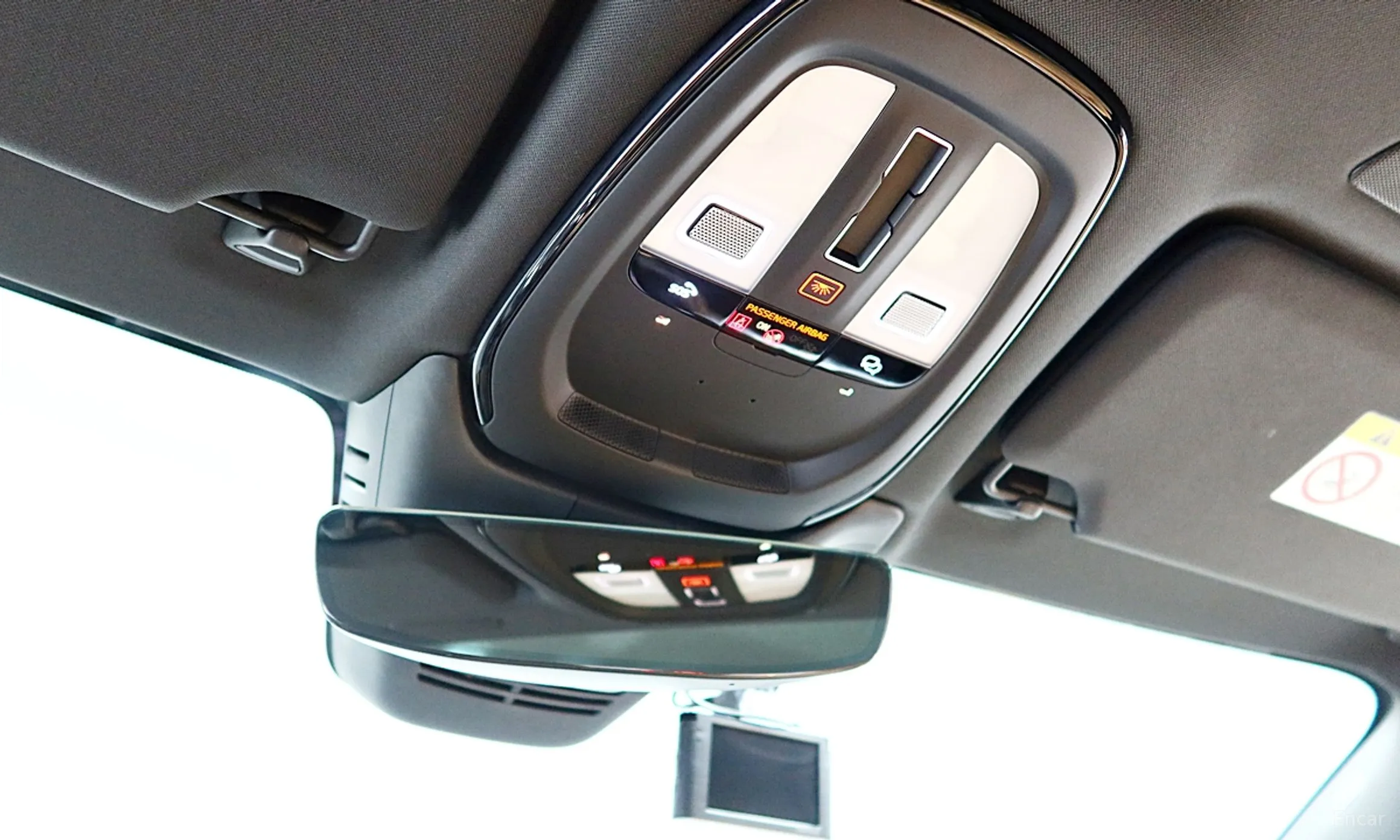 Volvo S90 превью 16