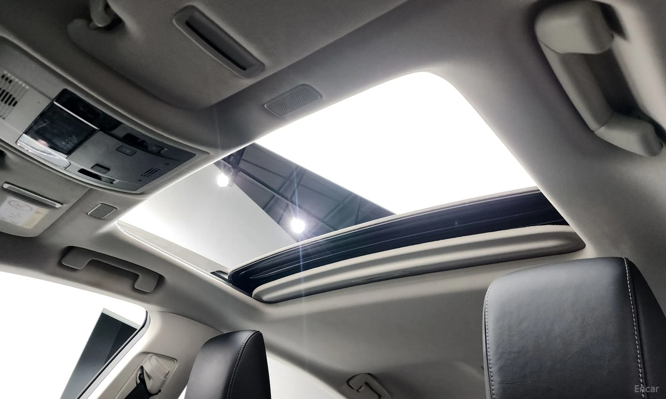 Lexus ES300h 7th Generation превью 19