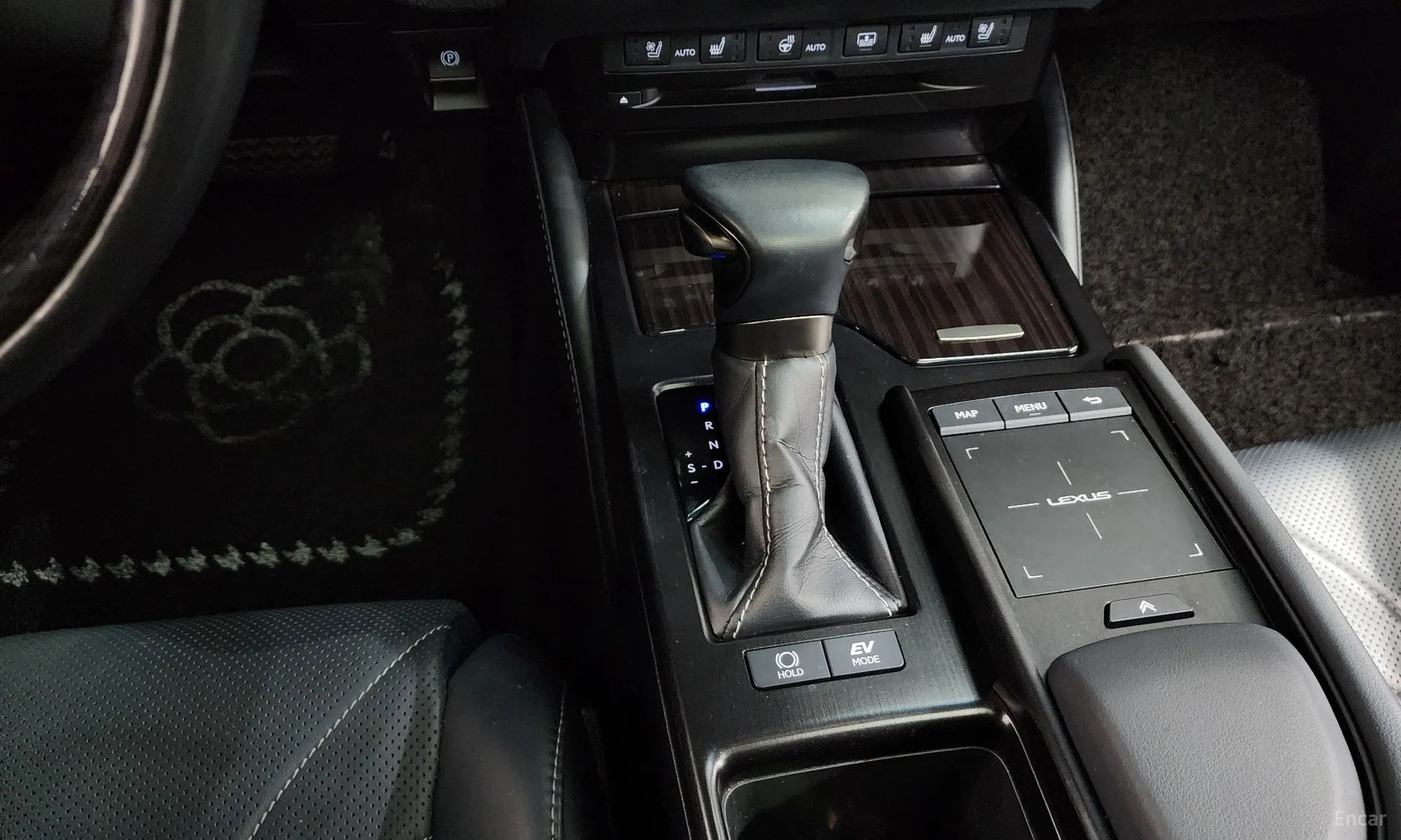 Lexus ES300h 7th Generation превью 9