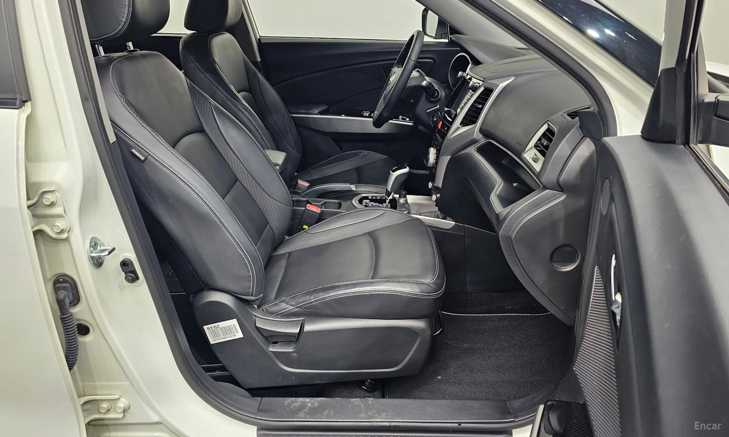 KG Mobility (SsangYong) Tivoli, Lazio превью 10
