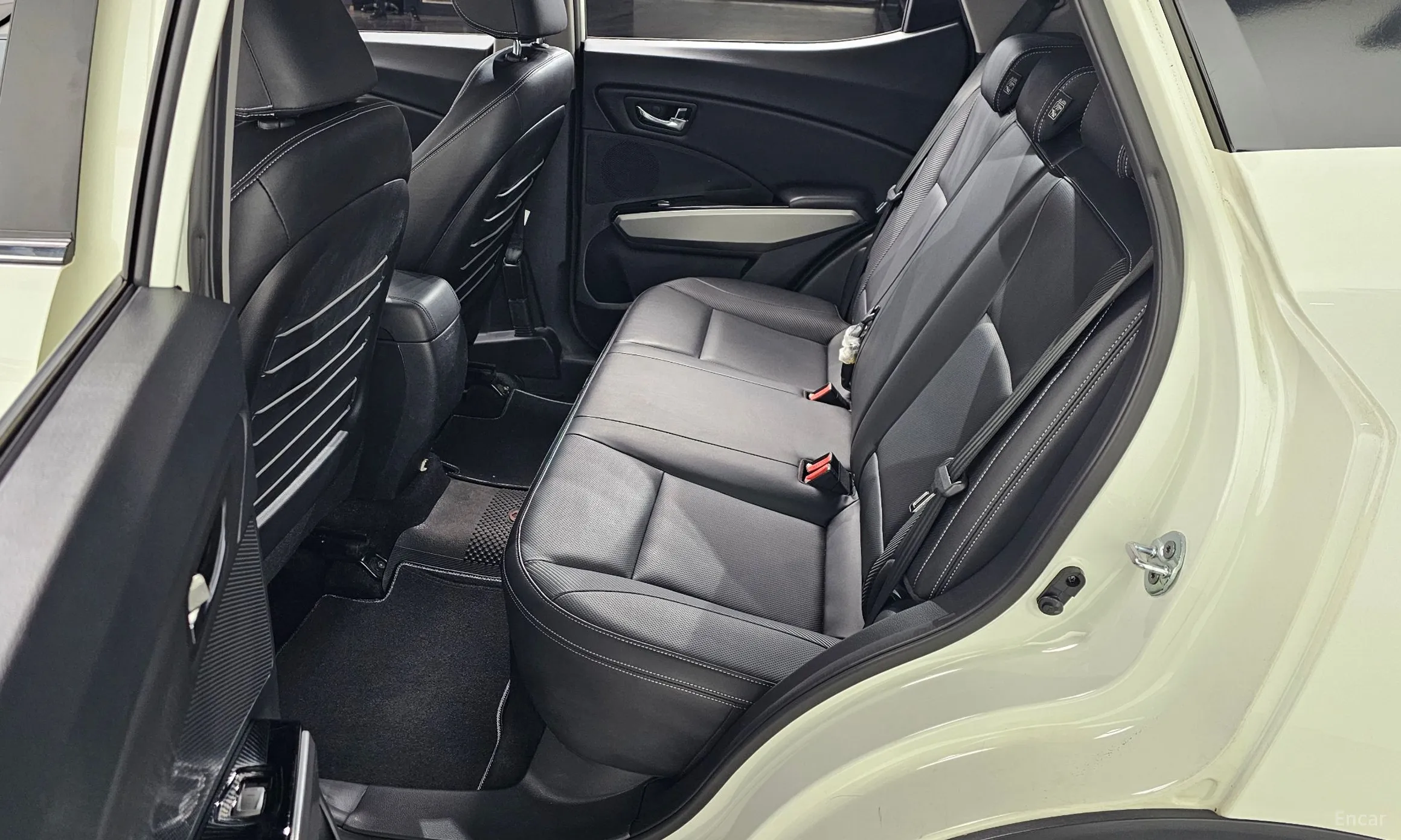 KG Mobility (SsangYong) Tivoli, Lazio превью 12