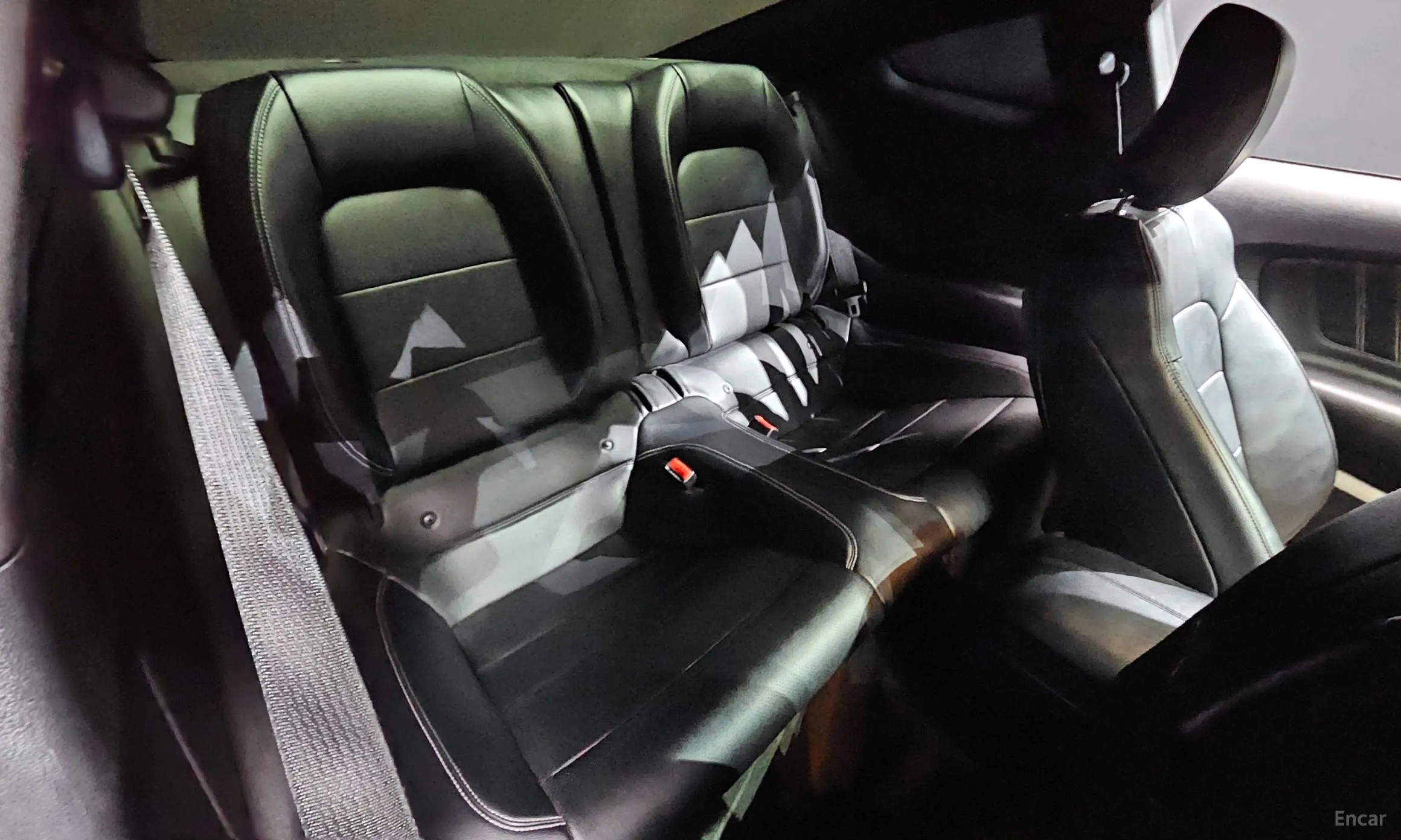 Ford Mustang превью 12
