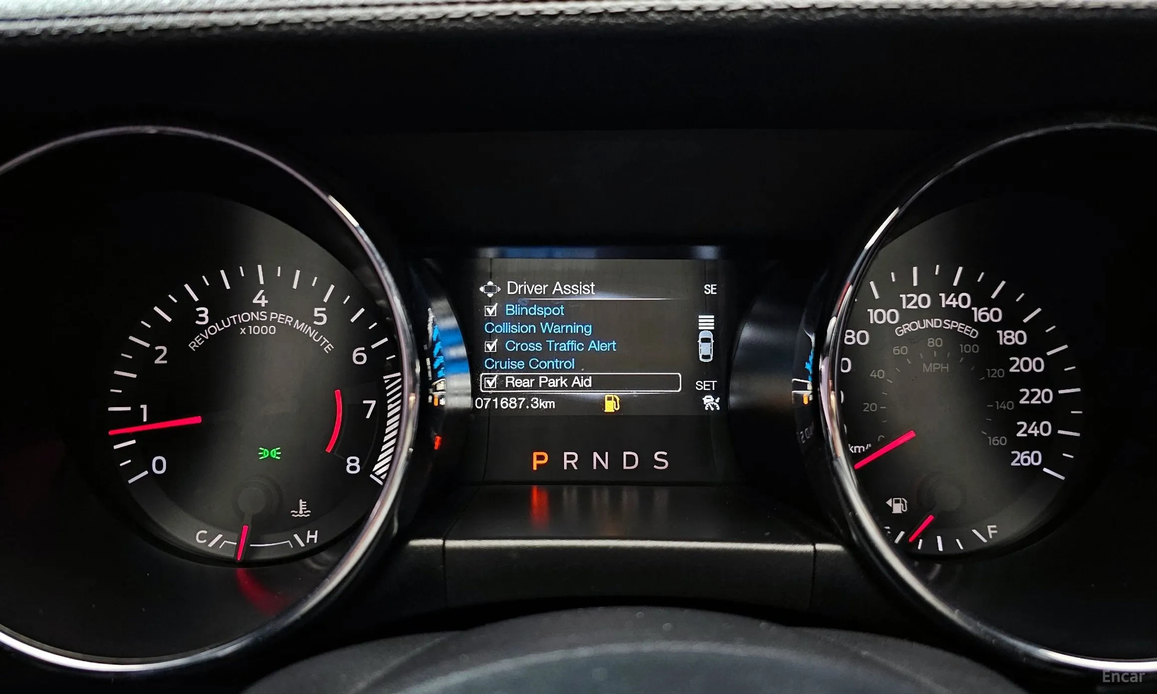 Ford Mustang превью 8
