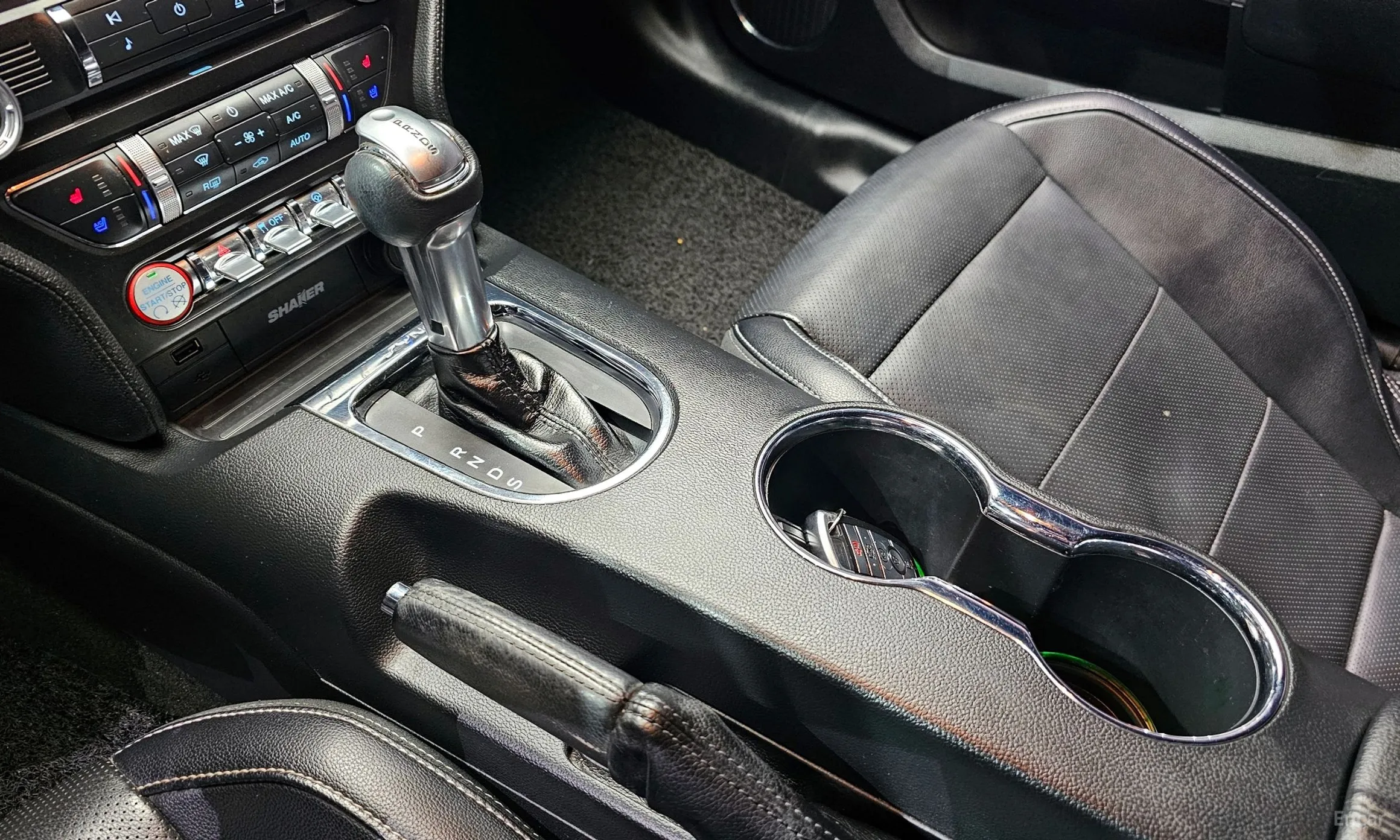 Ford Mustang превью 9