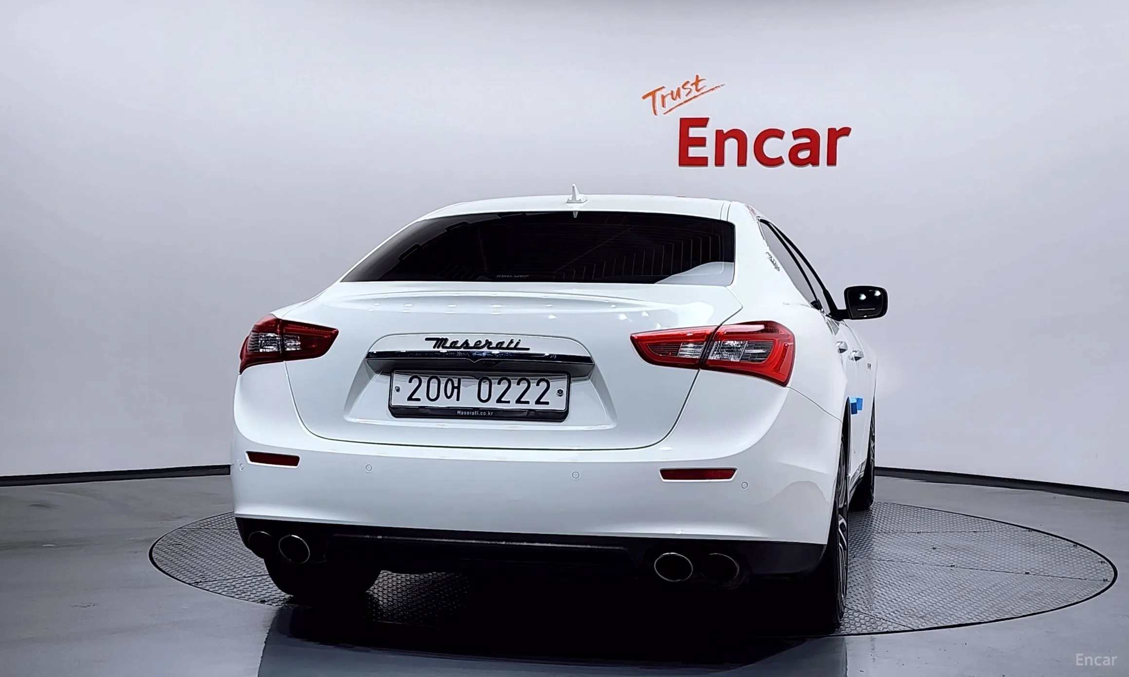 Maserati Ghibli превью 4
