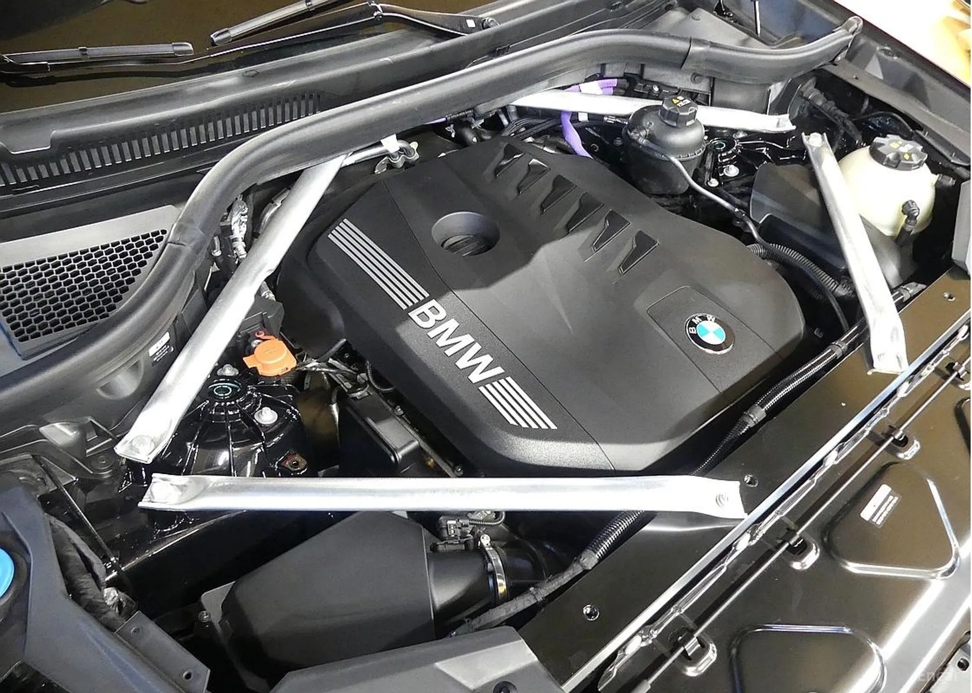 BMW X5 (G05) превью 6