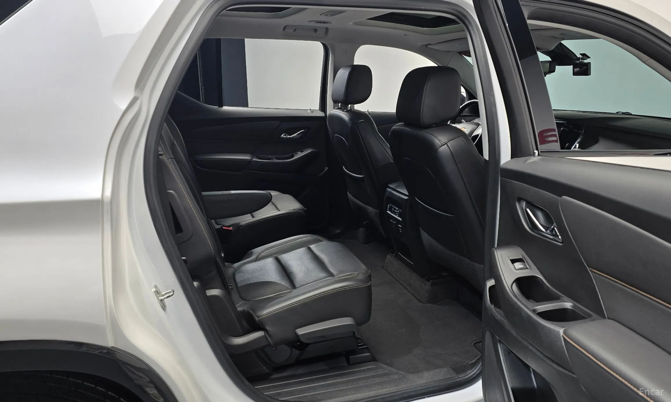 Chevrolet (GM Daewoo) Traverse превью 12