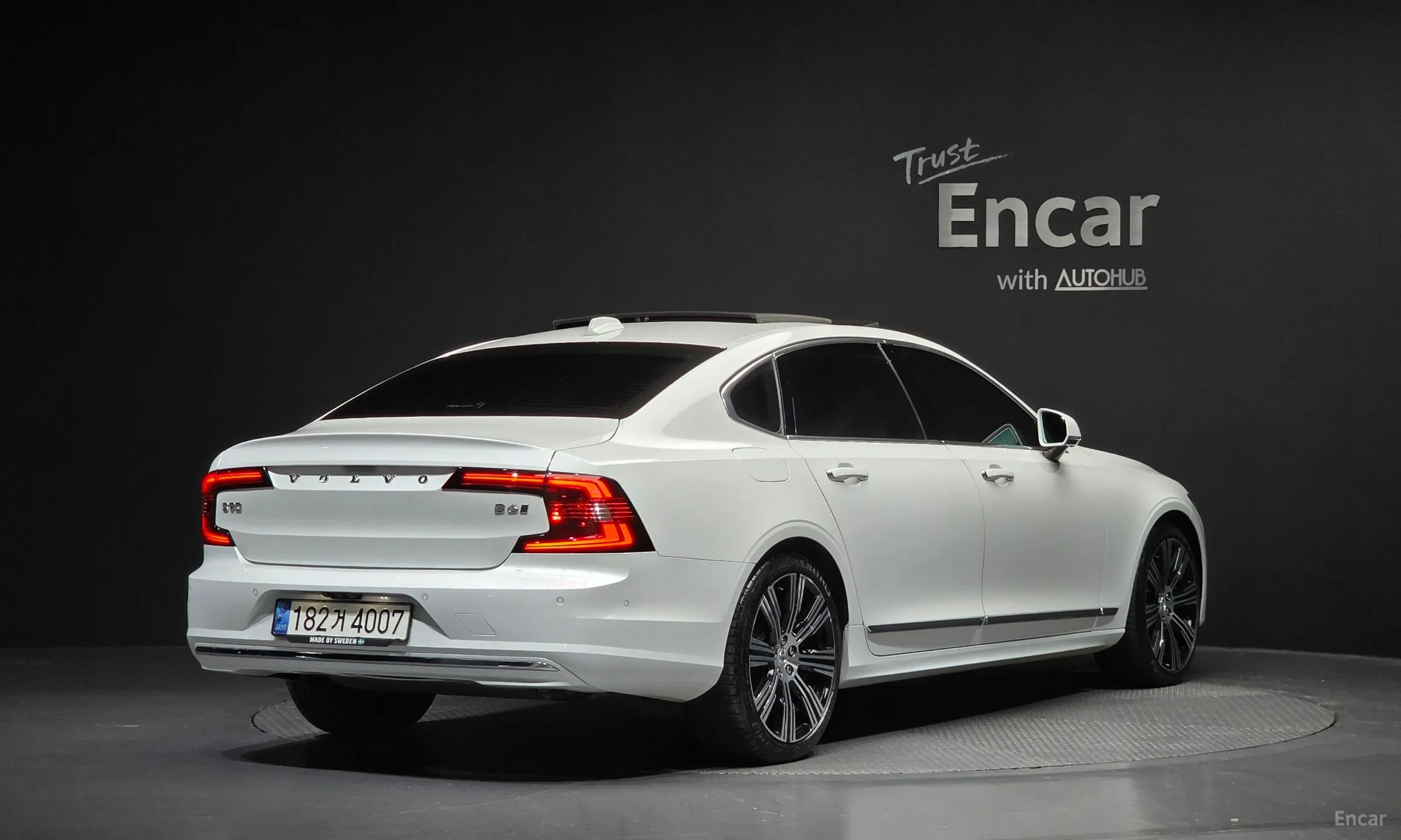Volvo S90 превью 2
