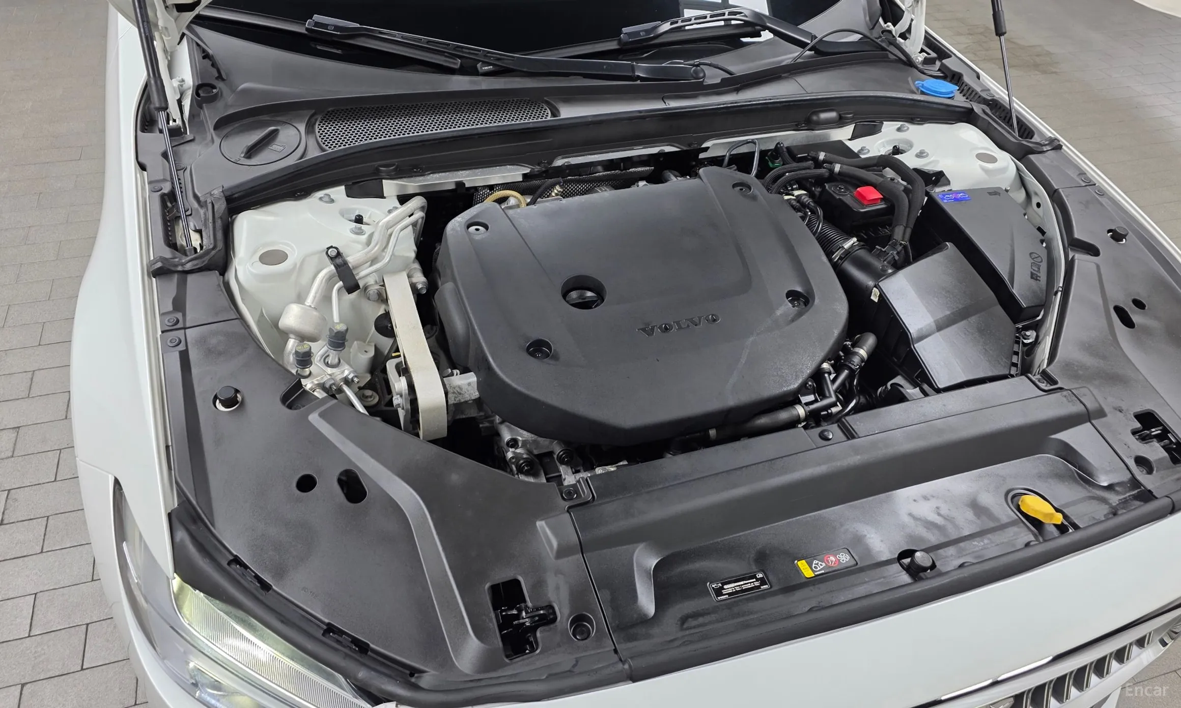 Volvo S90 превью 6