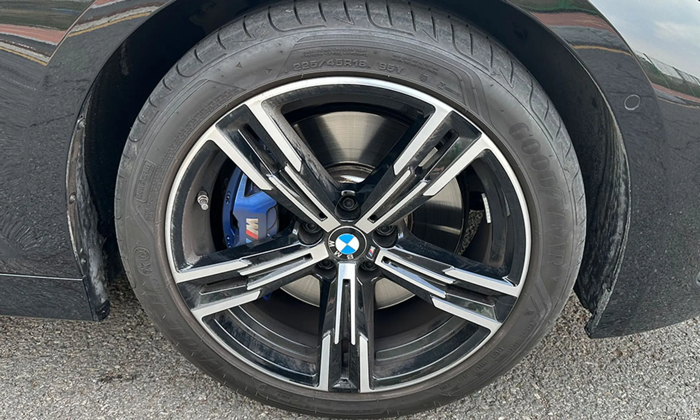 BMW 3 Series (G20) превью 19