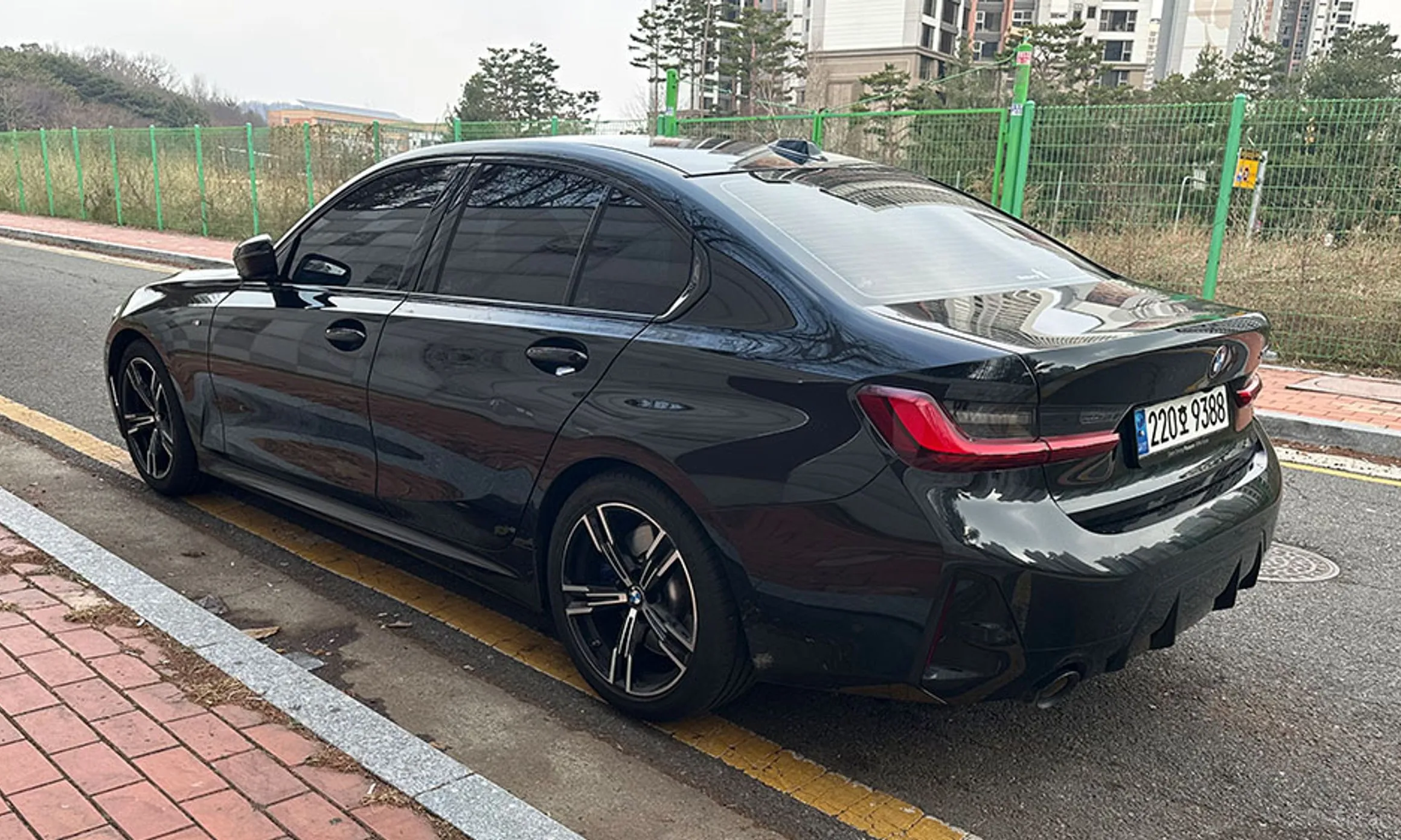 BMW 3 Series (G20) превью 4