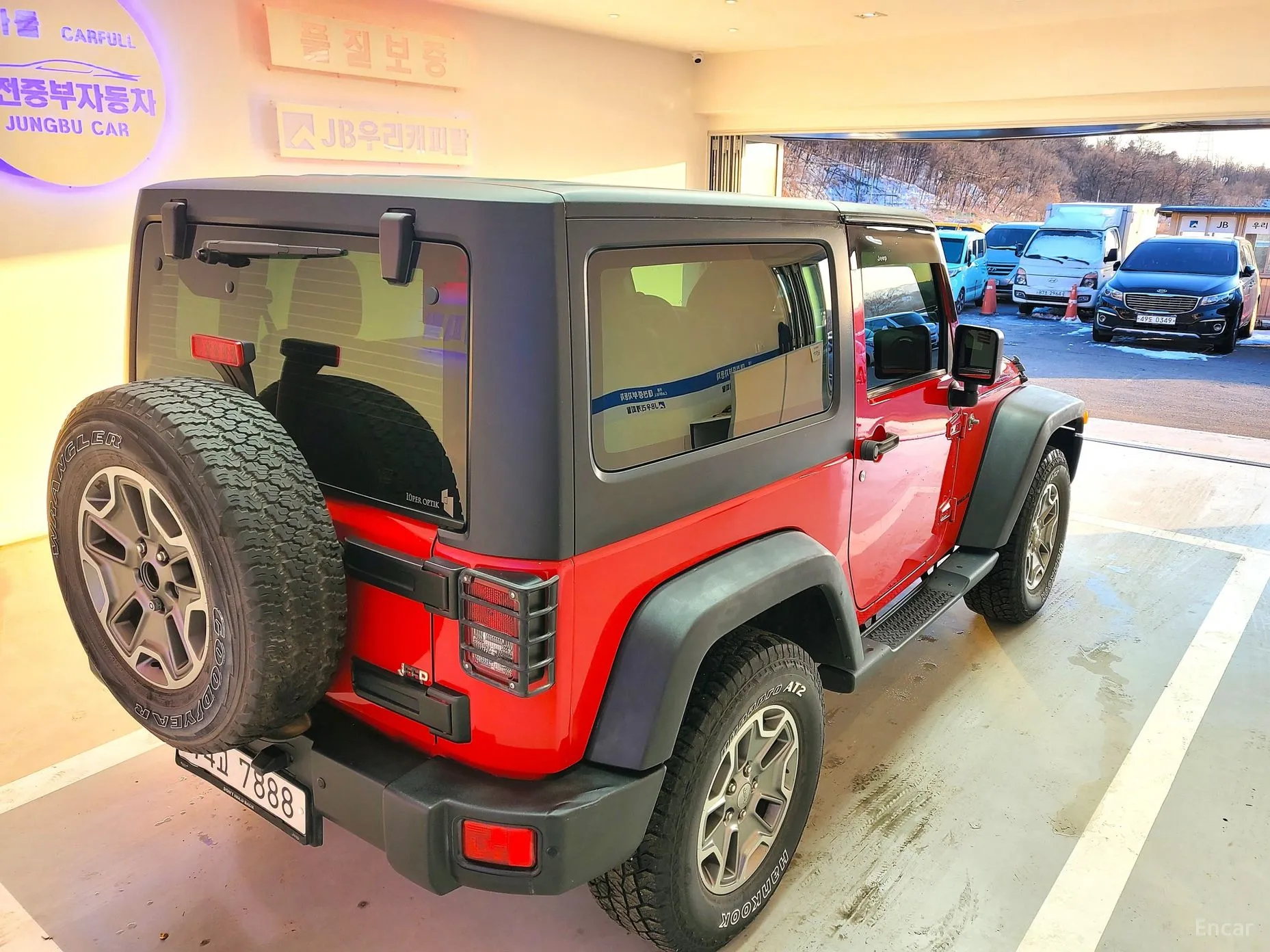 Jeep Wrangler (JK) превью 9