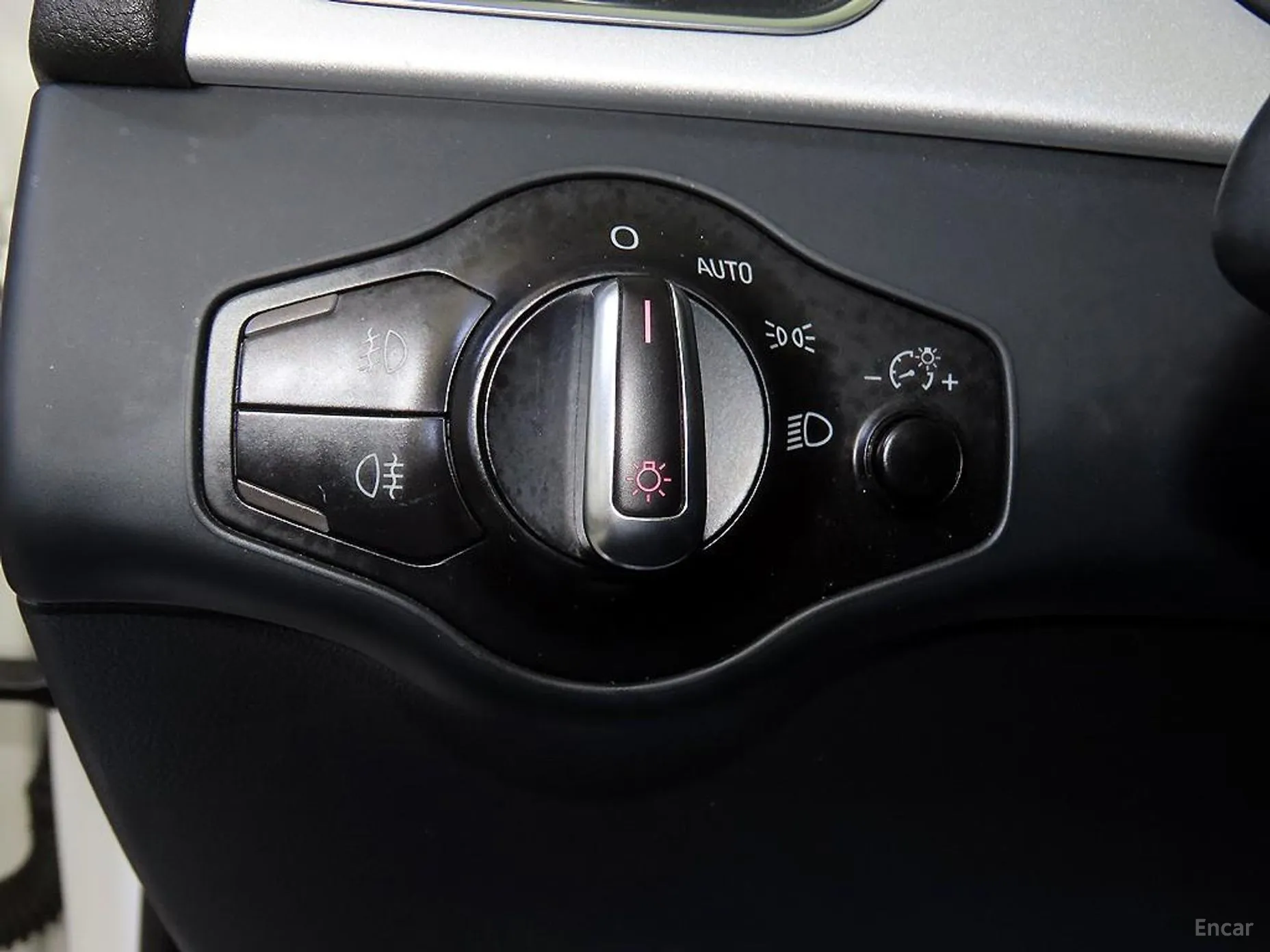 Audi New A4 превью 14