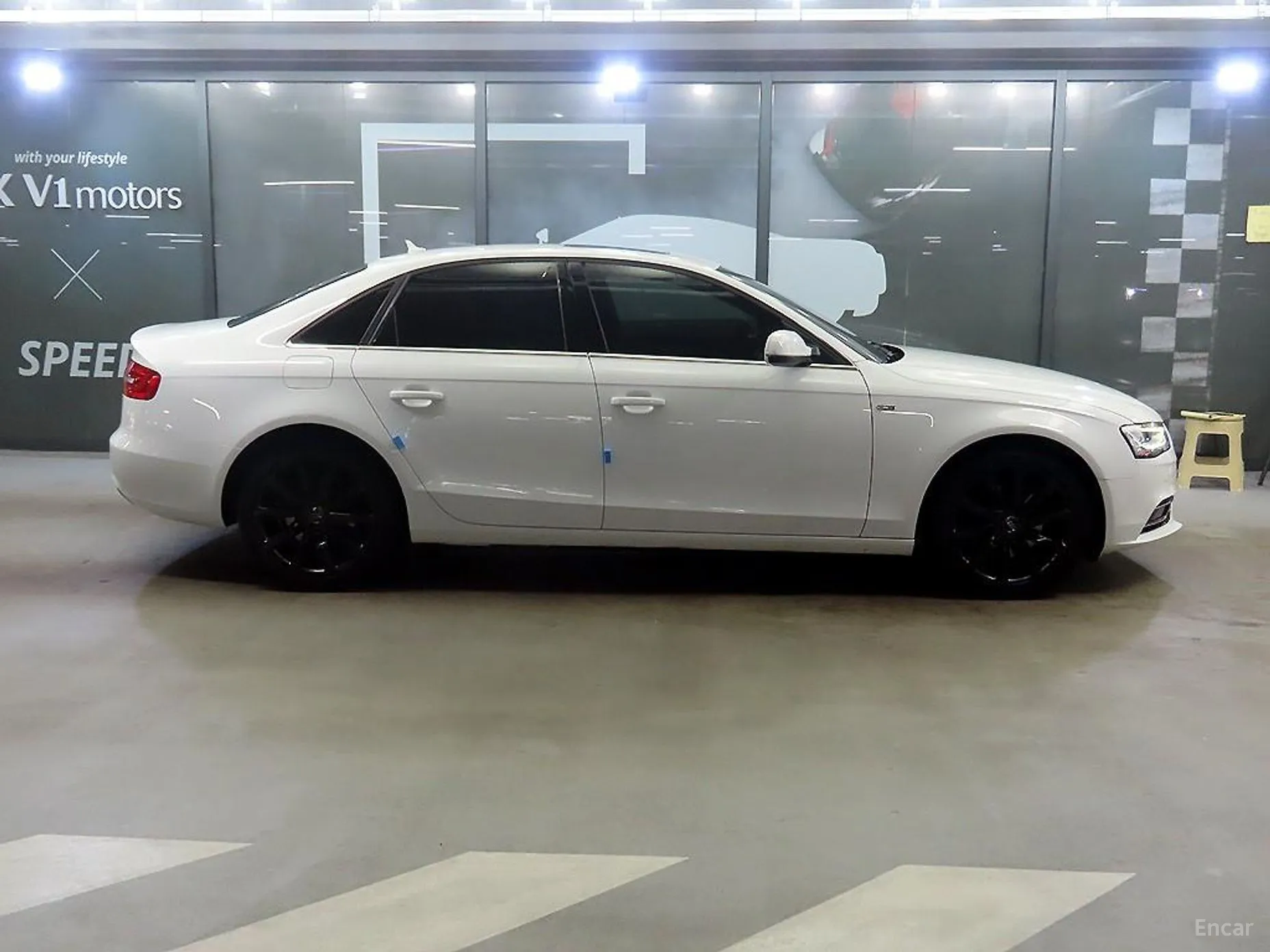 Audi New A4 превью 3