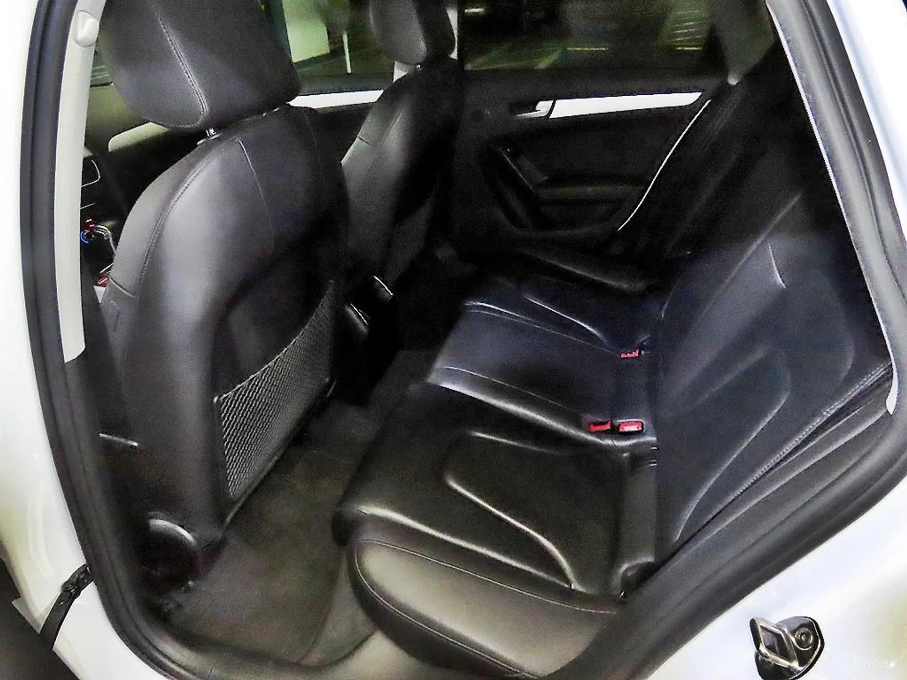 Audi New A4 превью 7