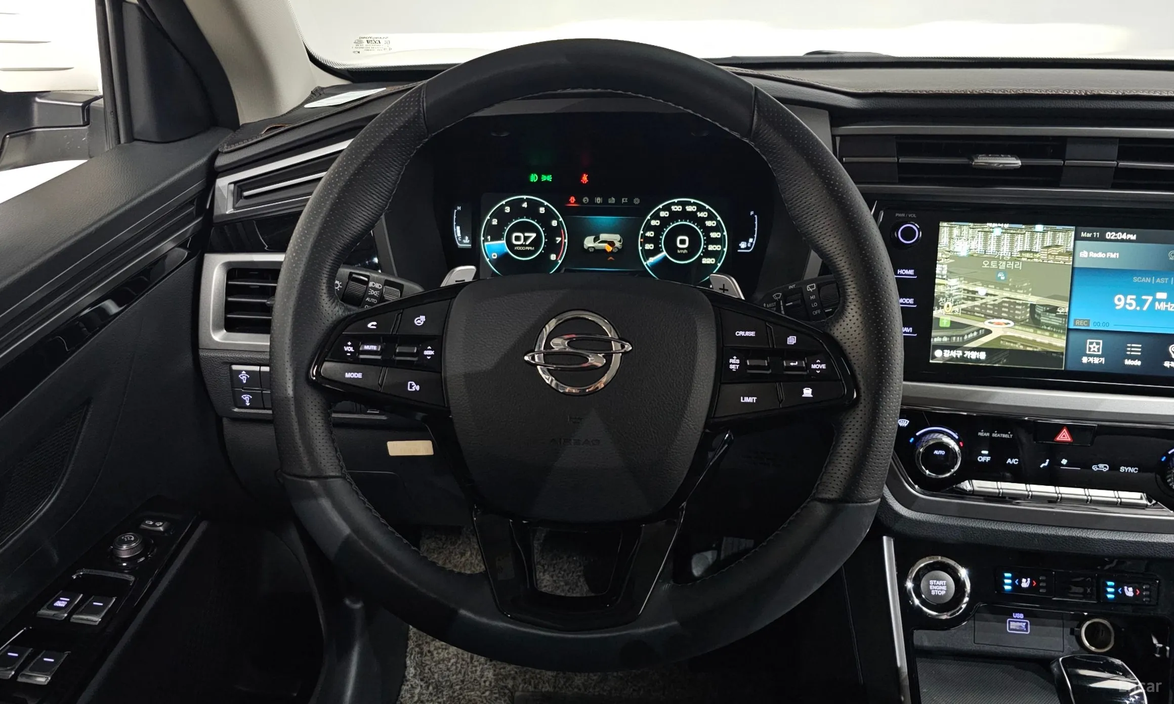 KG Mobility (SsangYong) Beautiful Korando превью 13
