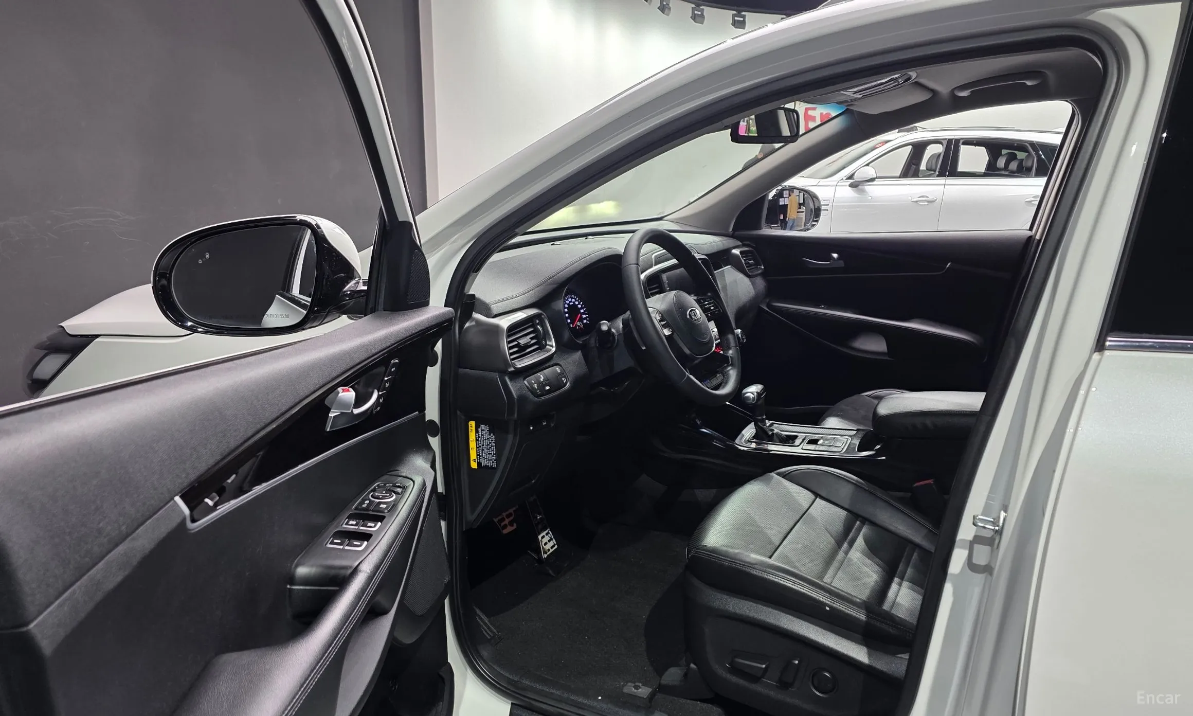 Kia Sorento превью 11