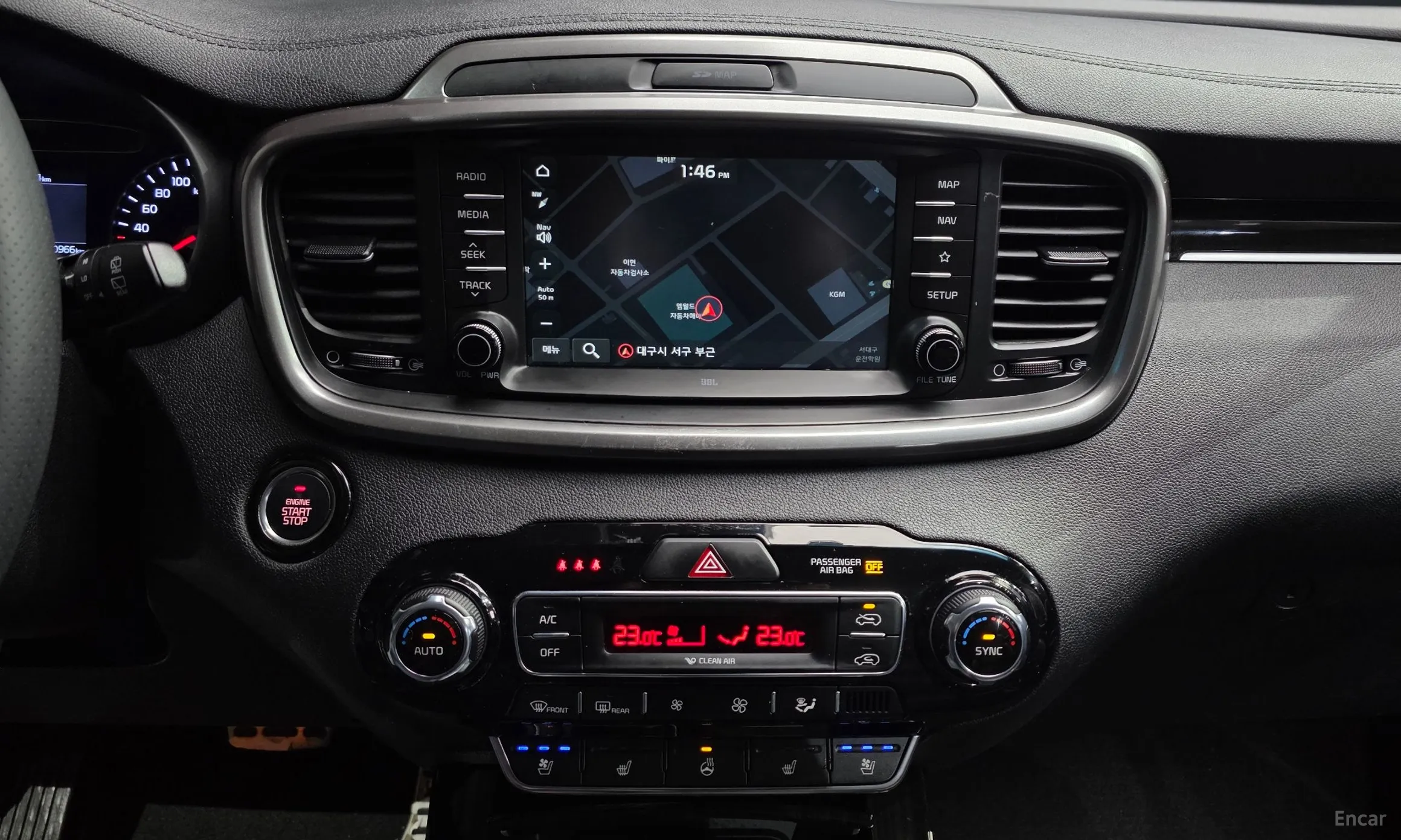 Kia Sorento превью 15