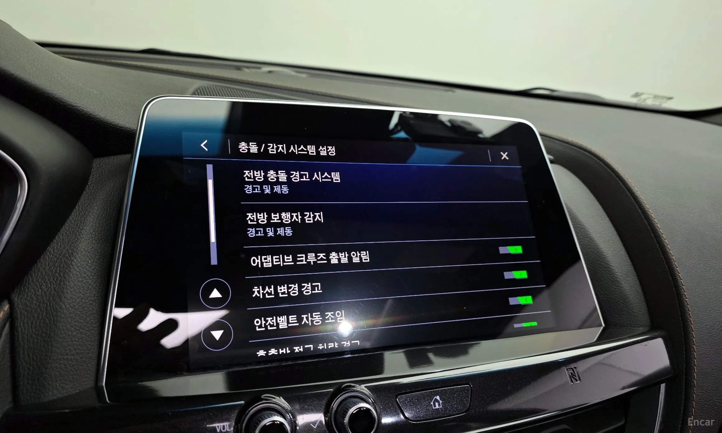 Cadillac CT5 превью 16