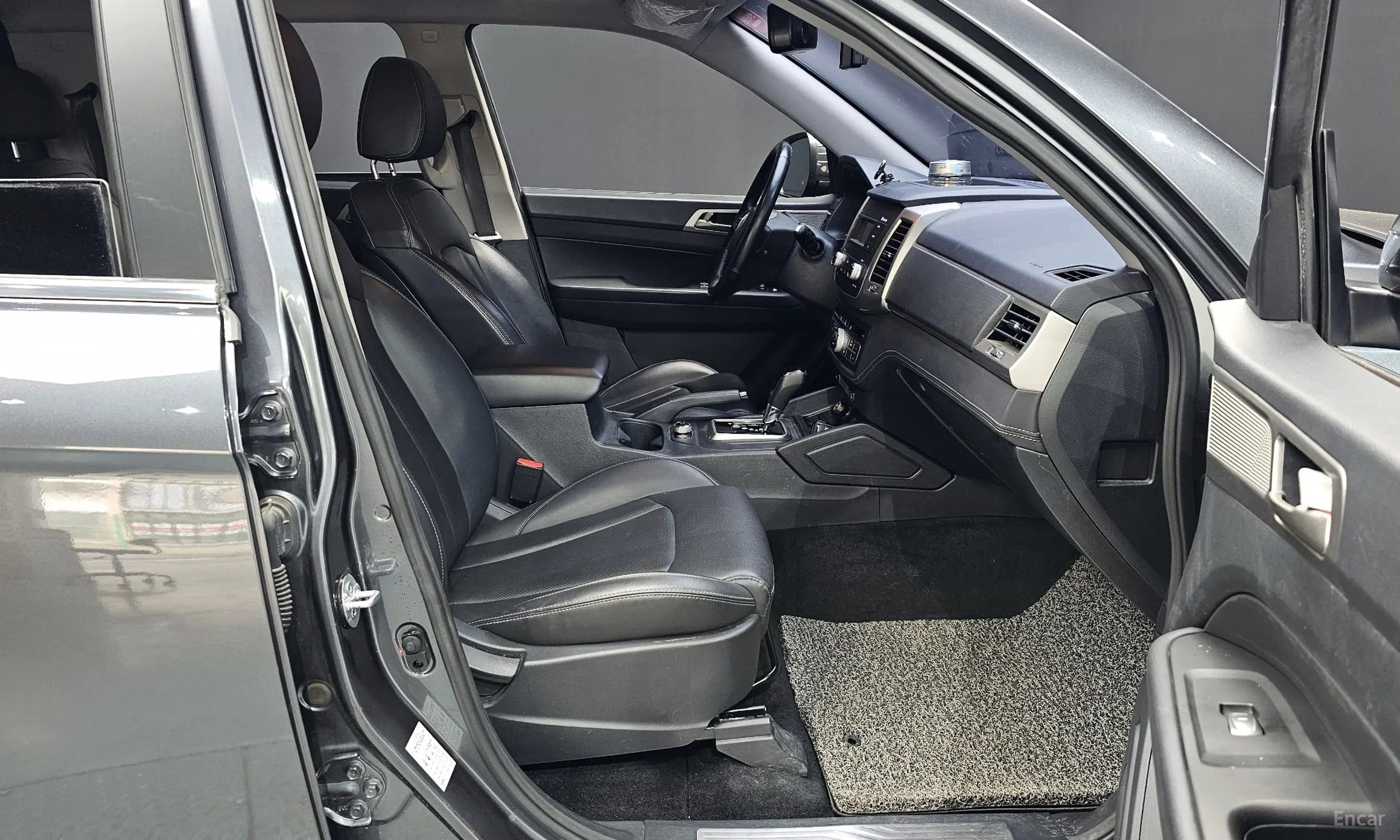 KG Mobility (SsangYong) Rexton Sports превью 11