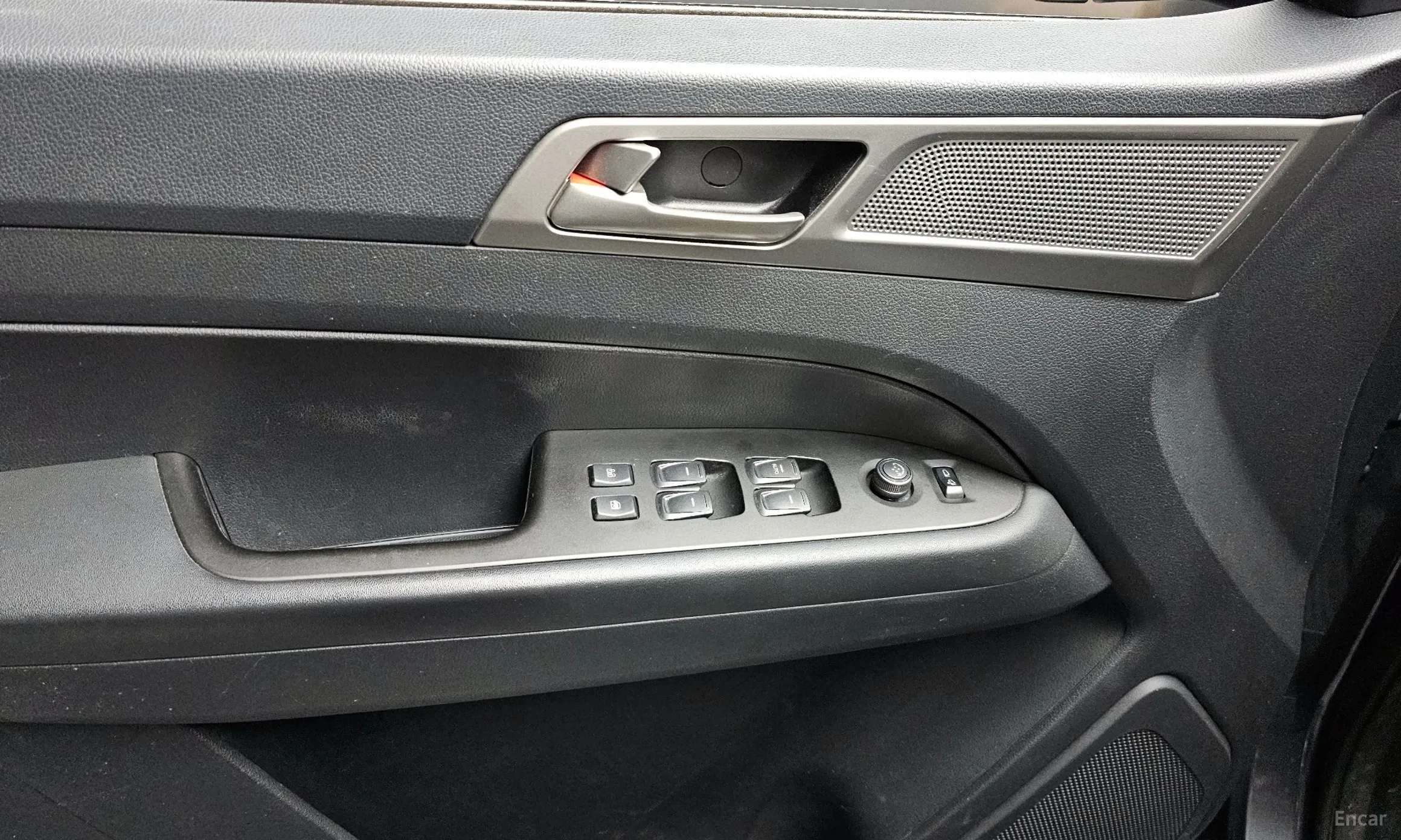 KG Mobility (SsangYong) Rexton Sports превью 16