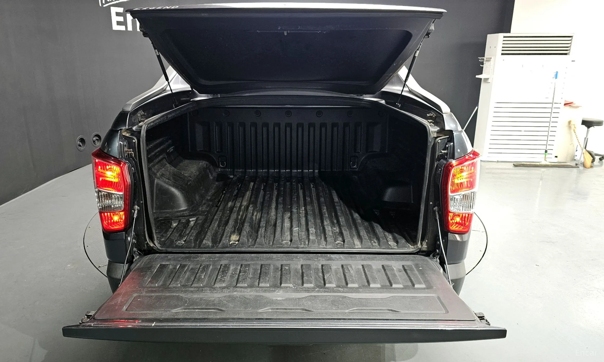 KG Mobility (SsangYong) Rexton Sports превью 20