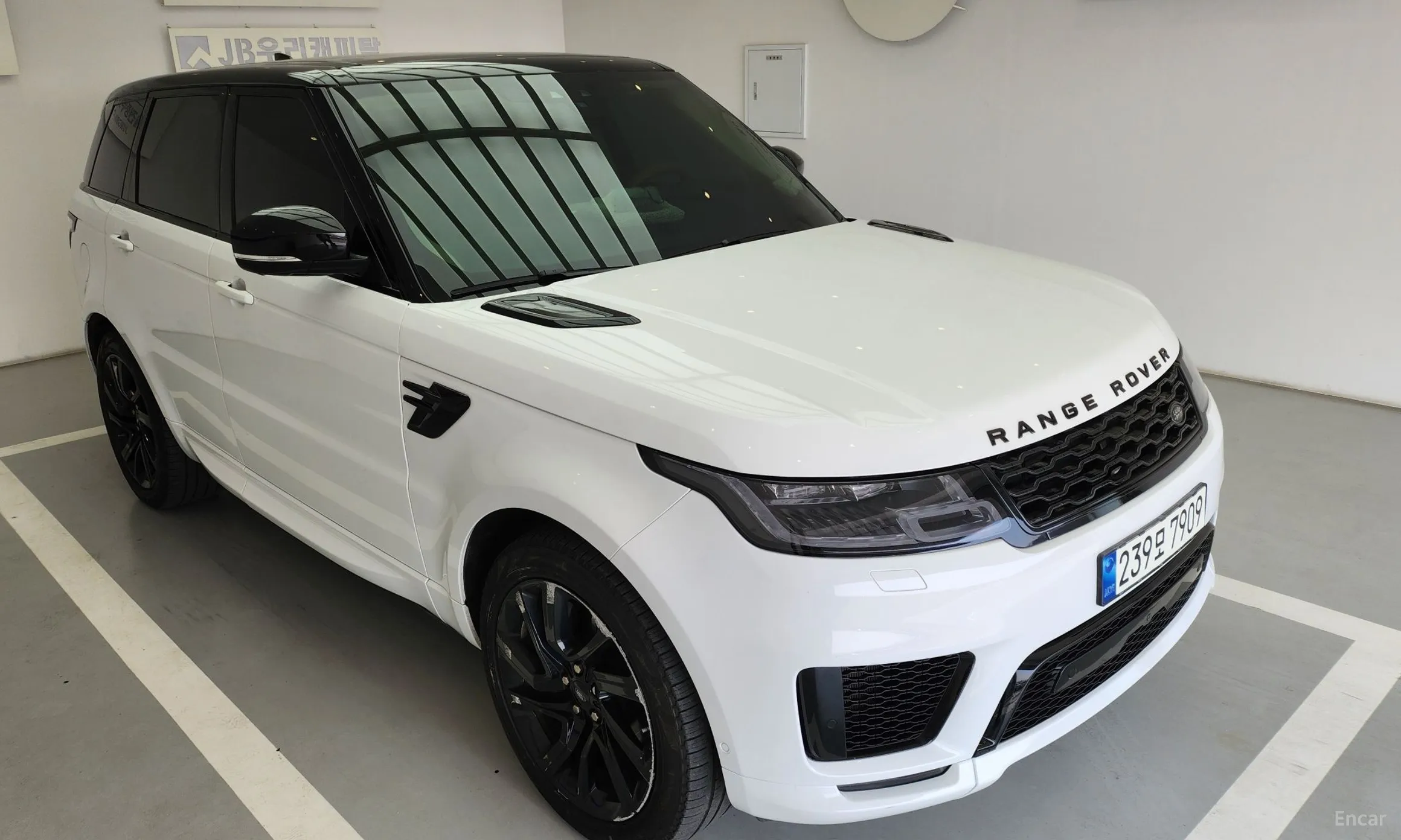 Land Rover Range Rover Sport 2nd Generation превью 12