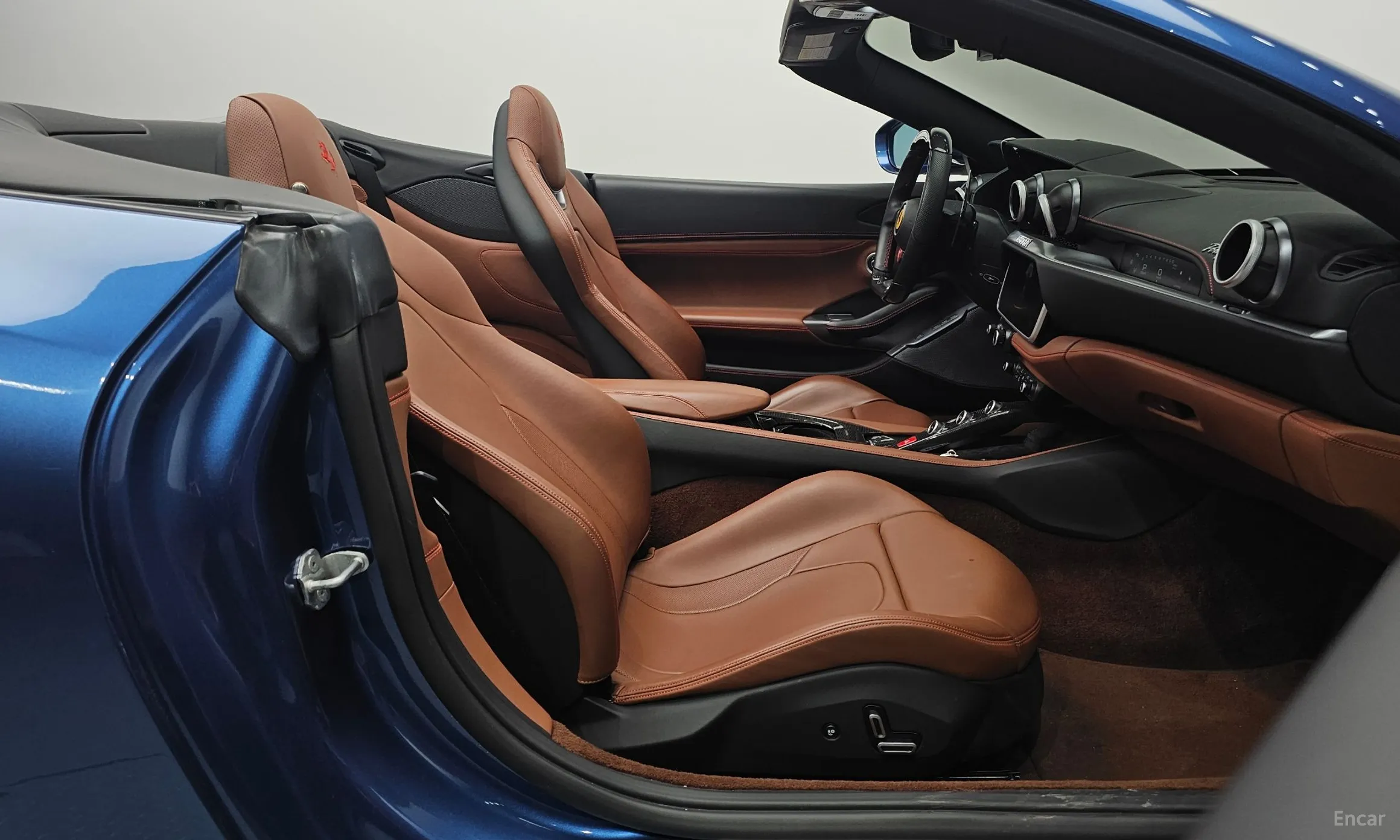 Ferrari Portofino превью 10