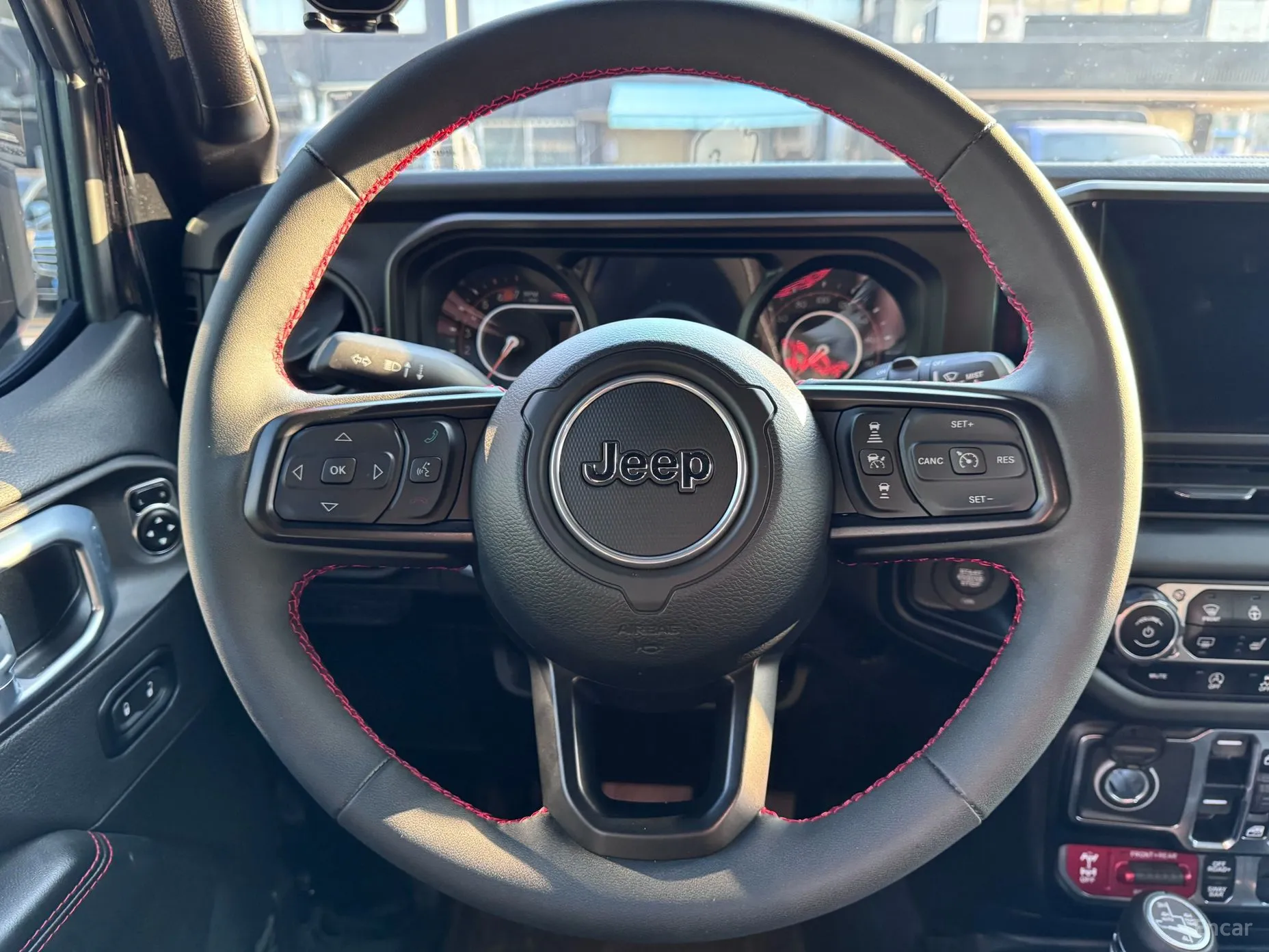 Jeep Wrangler (JL) превью 10