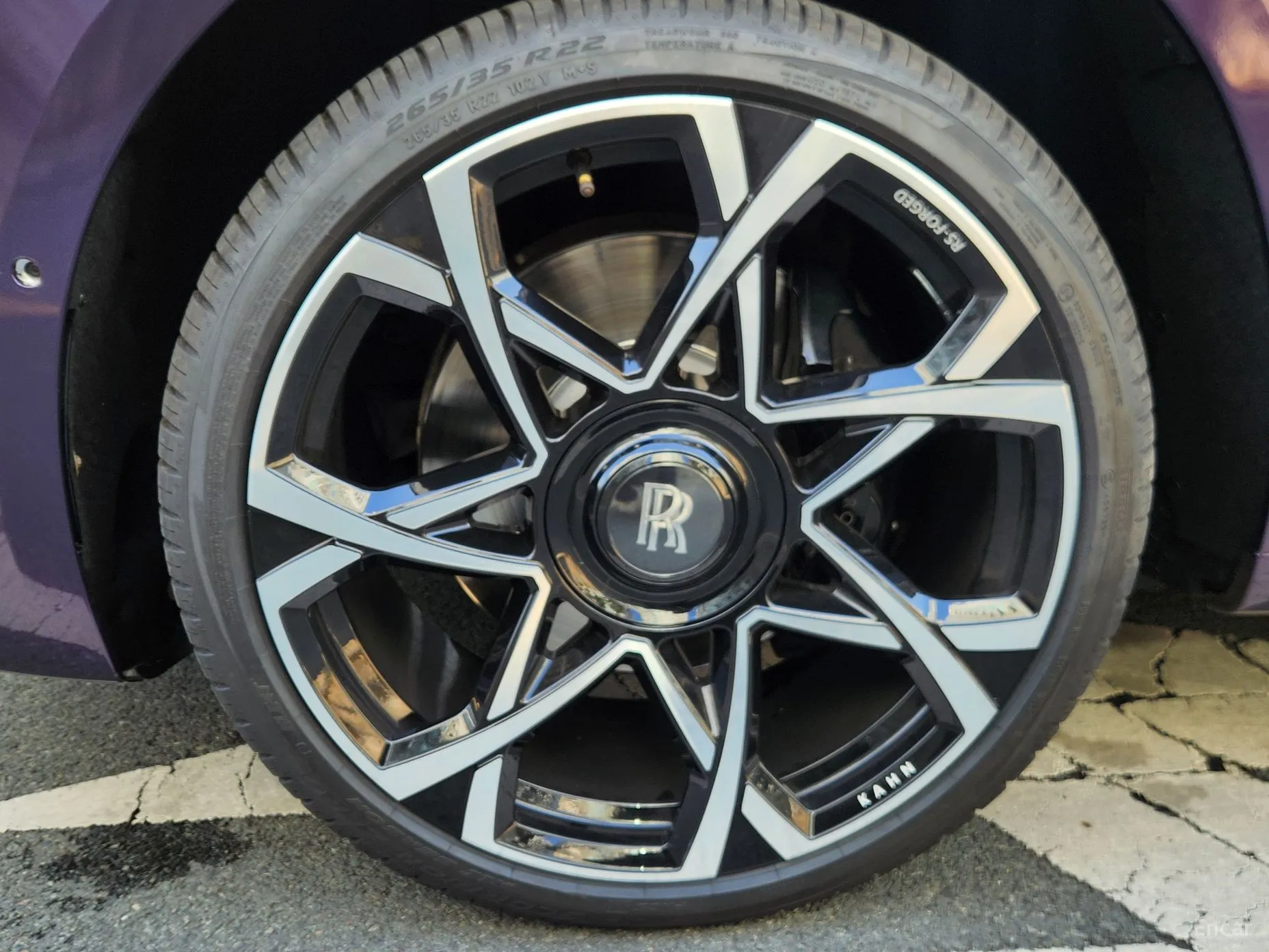 Rolls-Royce Ghost превью 15