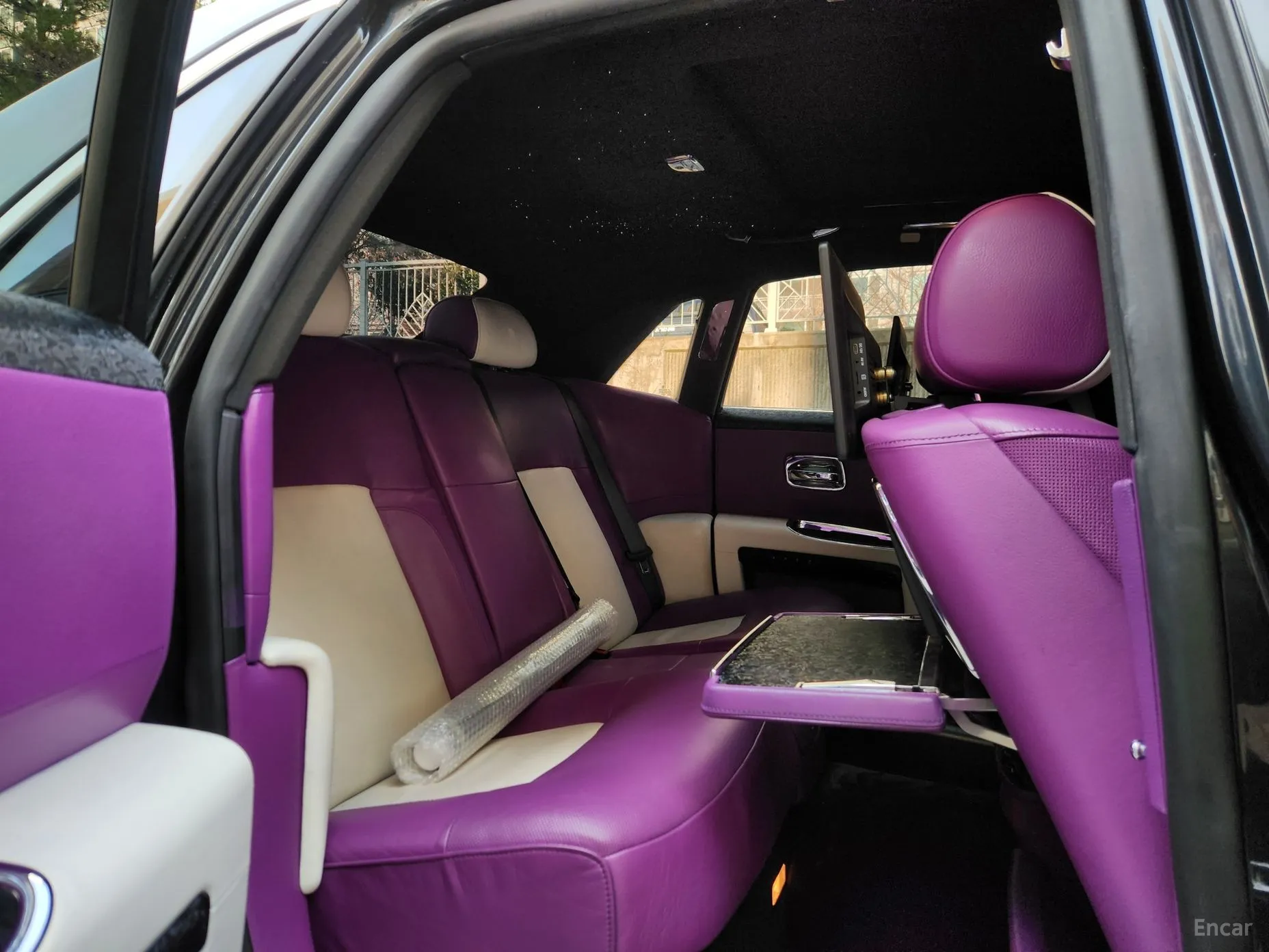 Rolls-Royce Ghost превью 19